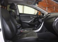 2015 HYUNDAi ELANTRA LIMITED