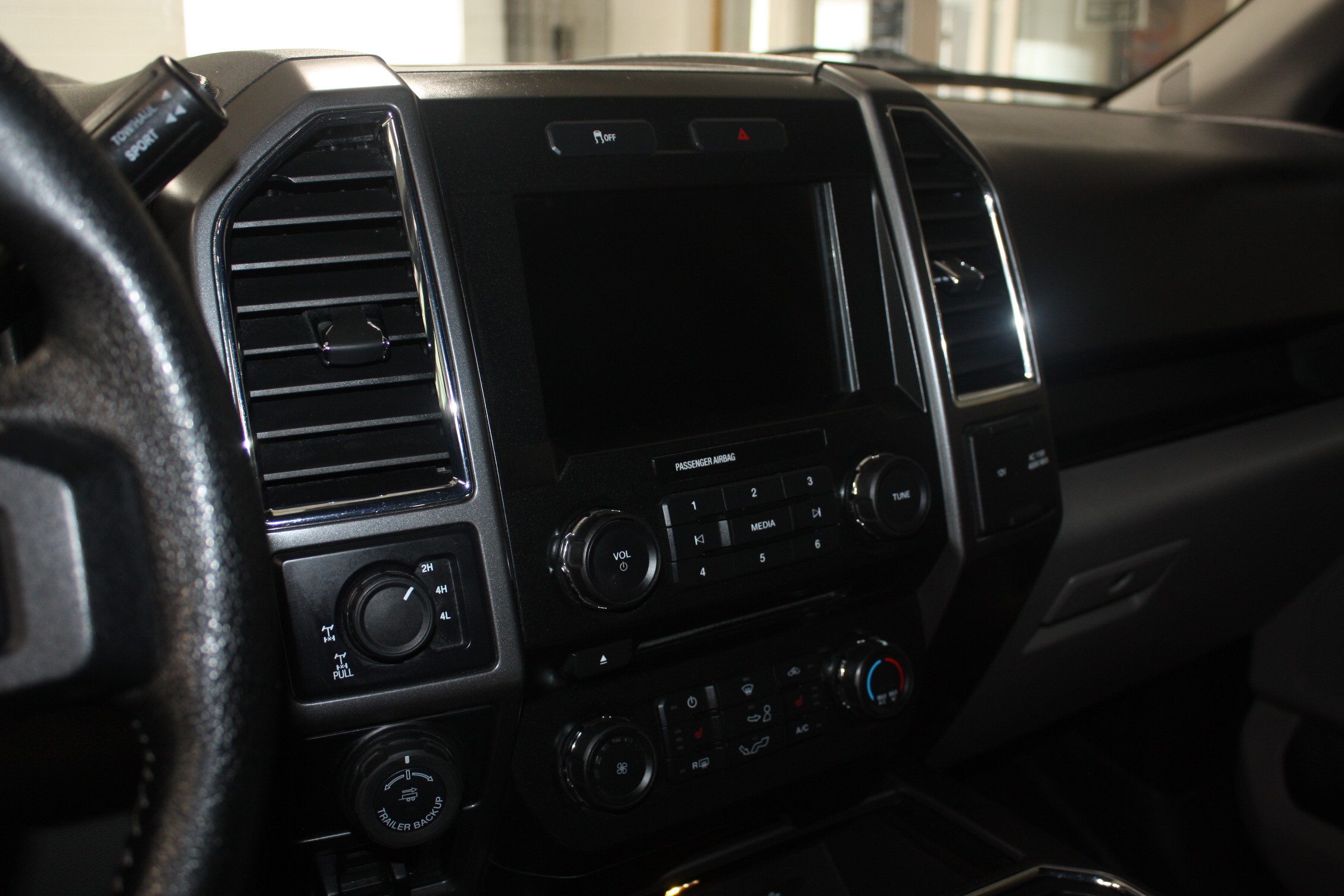 2016 FORD F-150 SUPERCREW XTR 4X4