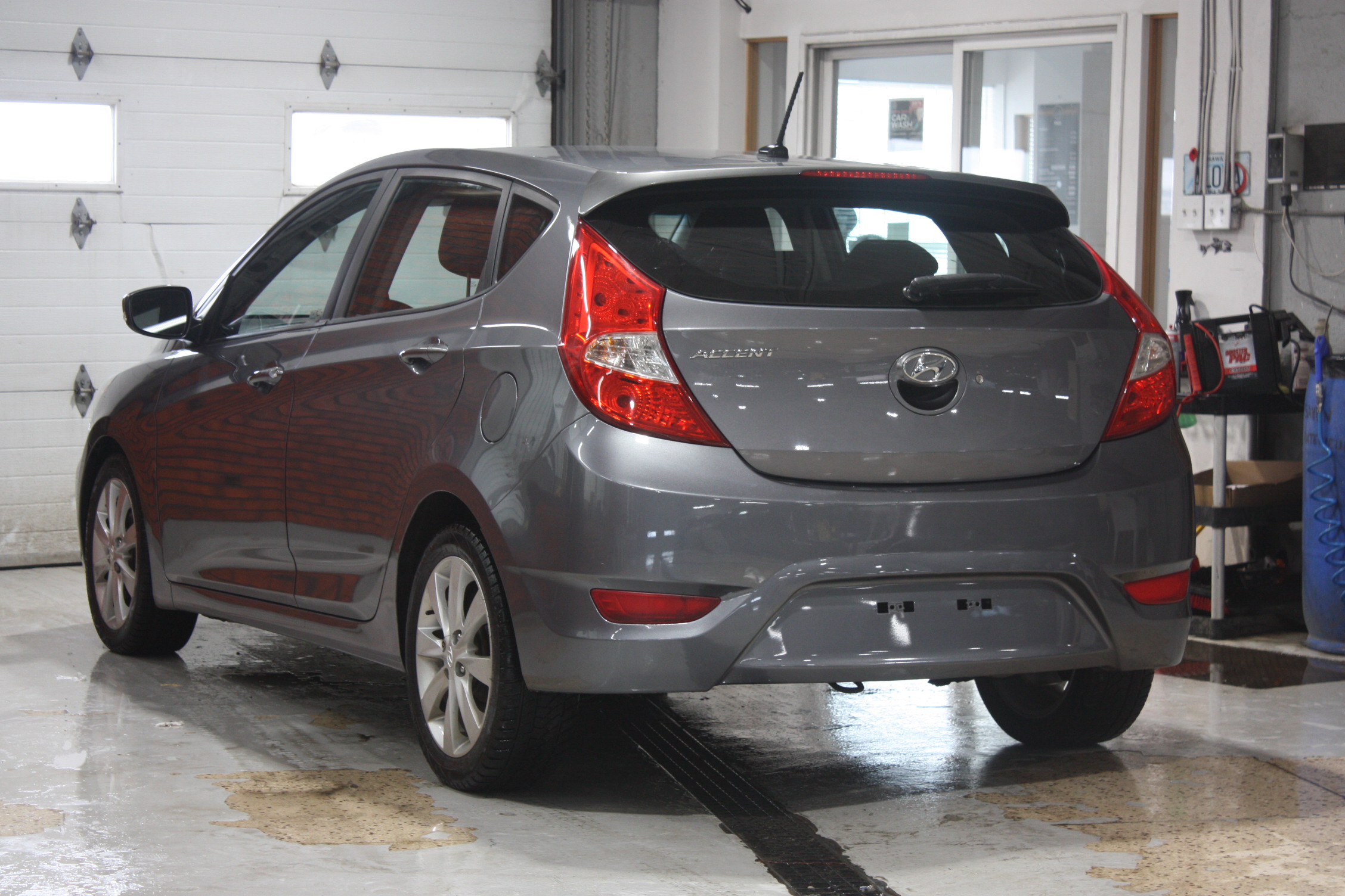 2014 HYUNDAI ACCENT GLS