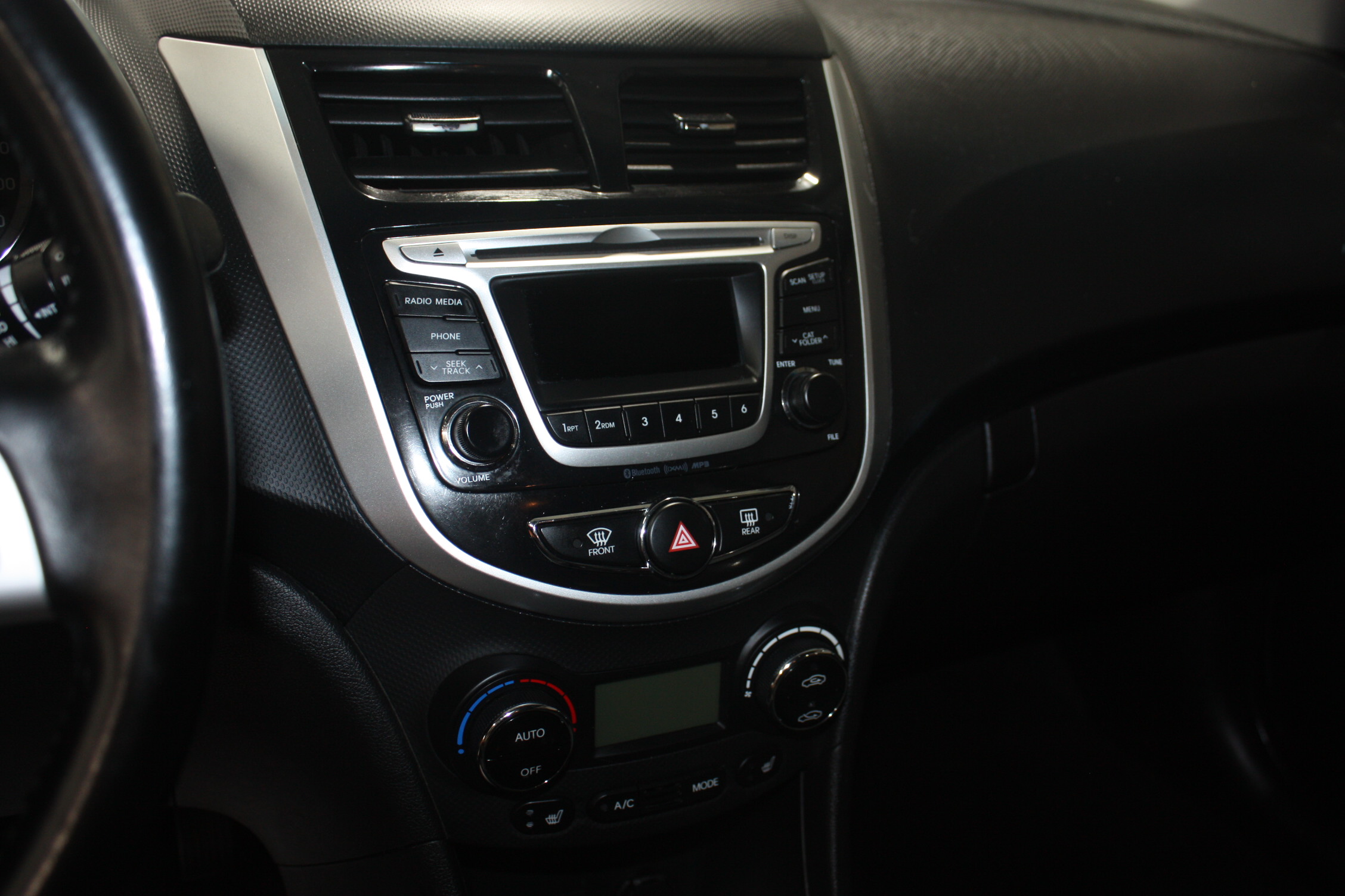 2014 HYUNDAI ACCENT GLS