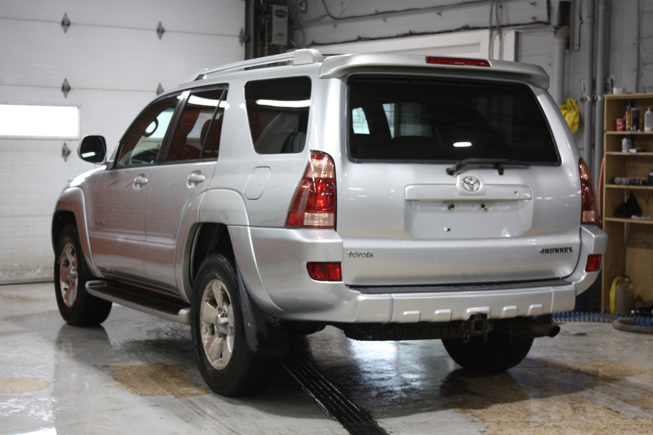 2003 TOYOTA 4RUNNER LIMITED V8 4X4