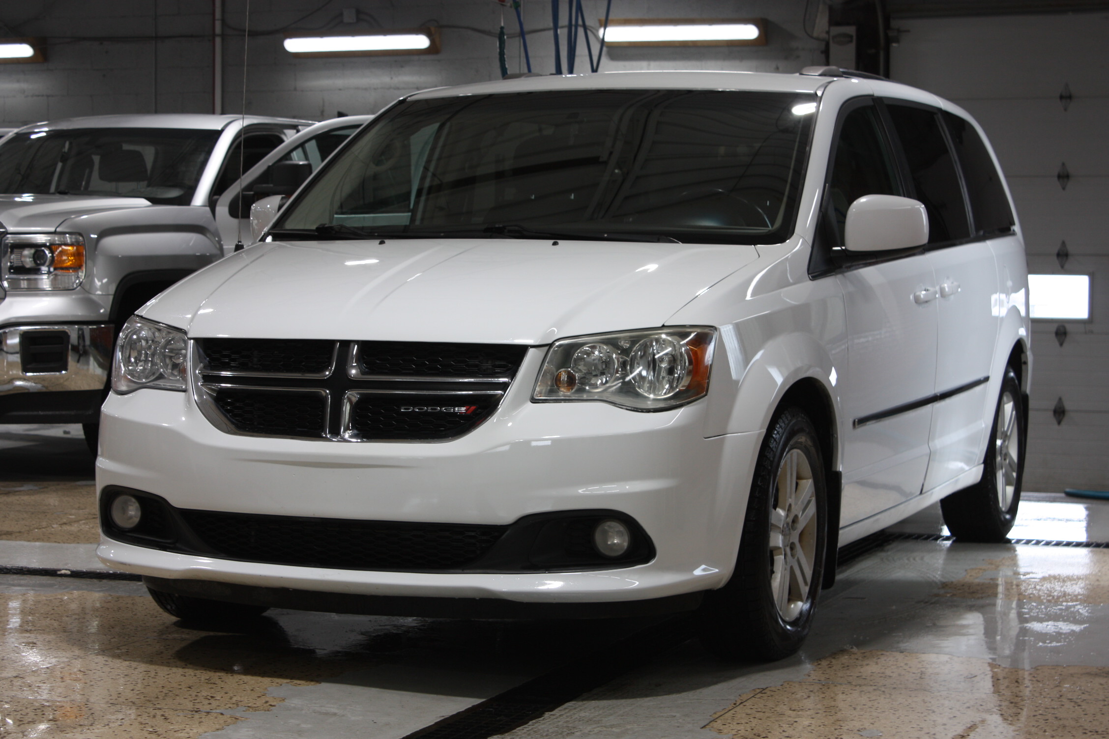 2016 DODGE GRAND CARAVAN CREW
