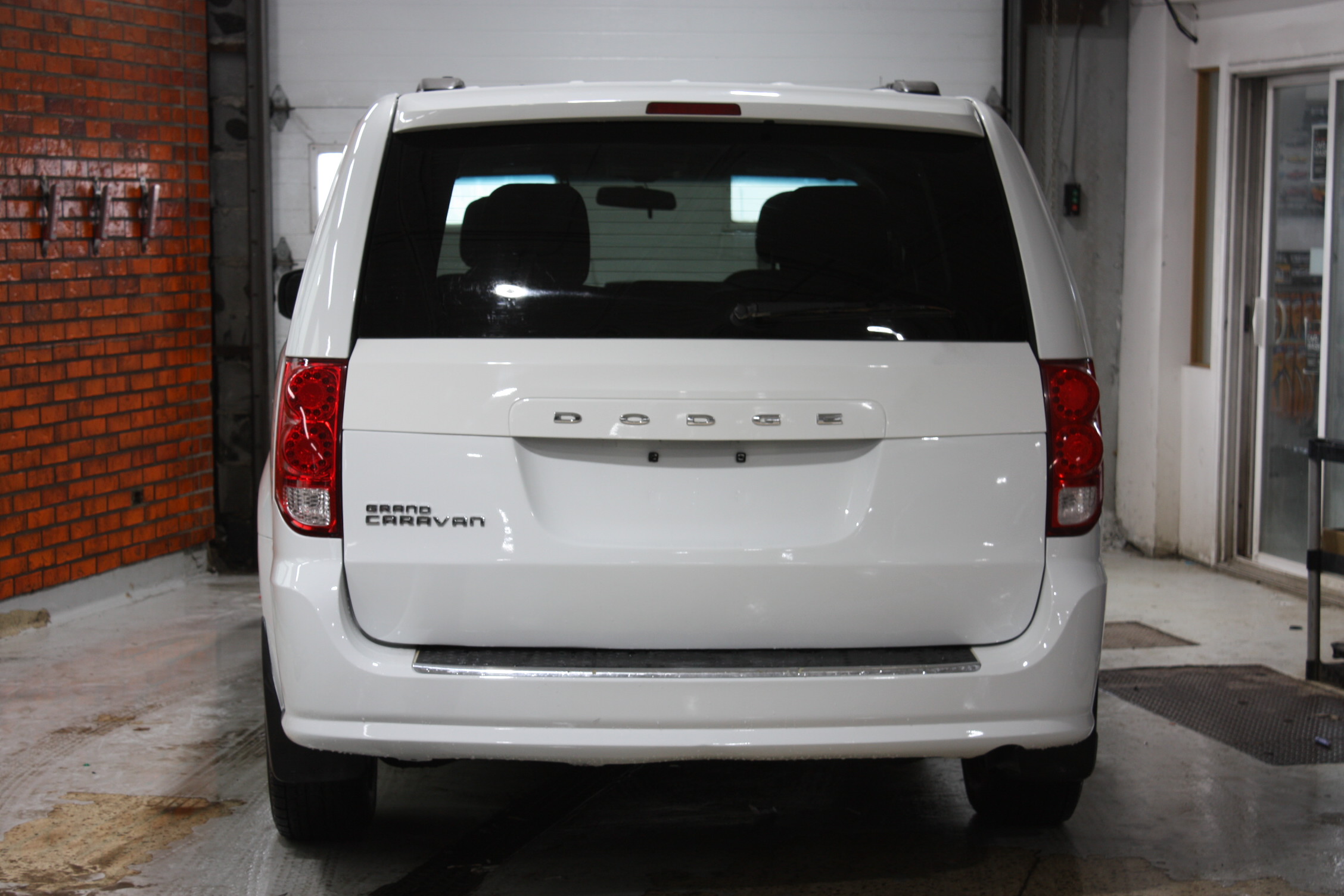 2016 DODGE GRAND CARAVAN CREW