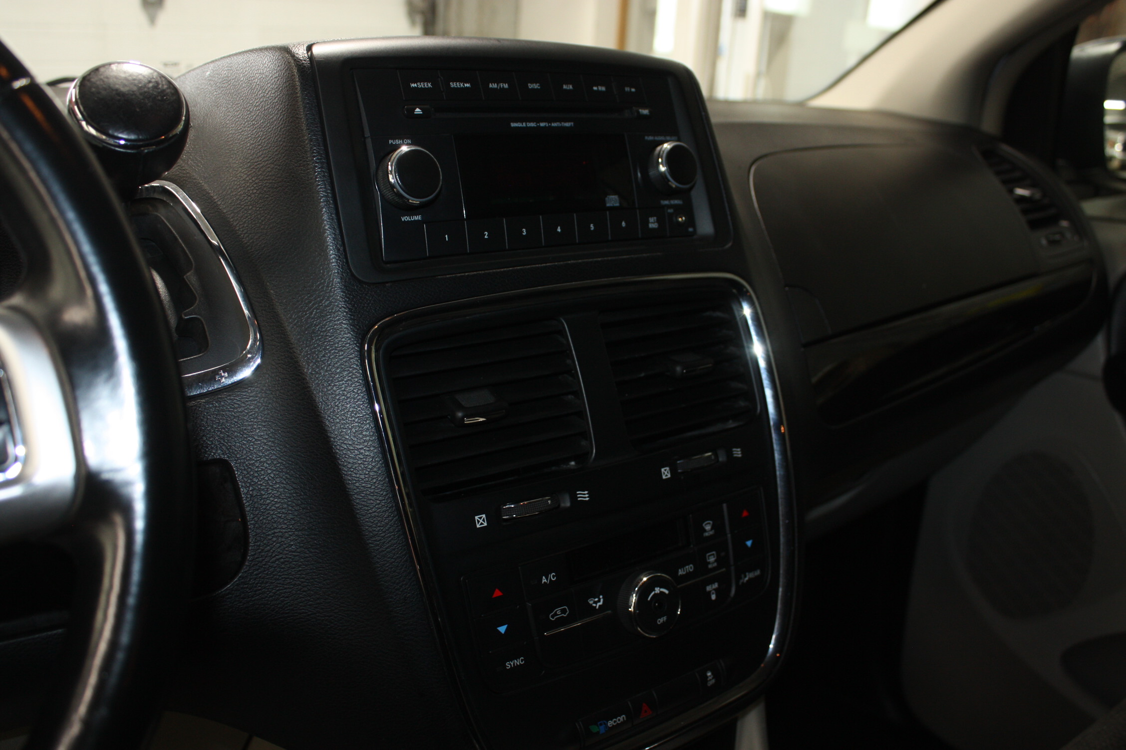 2016 DODGE GRAND CARAVAN CREW