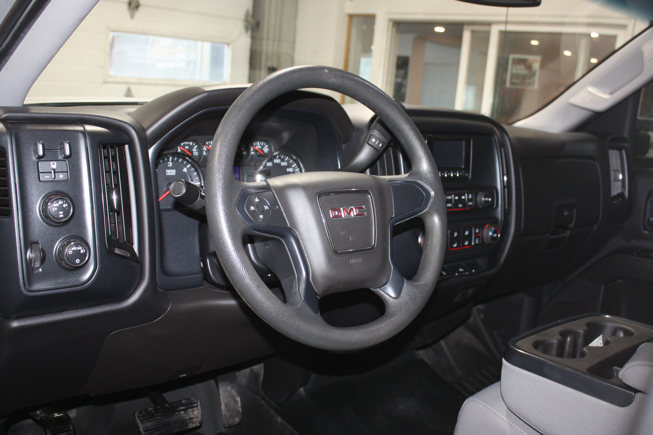 2015 GMC SIERRA 1500 SLE CREW CAB 4X4