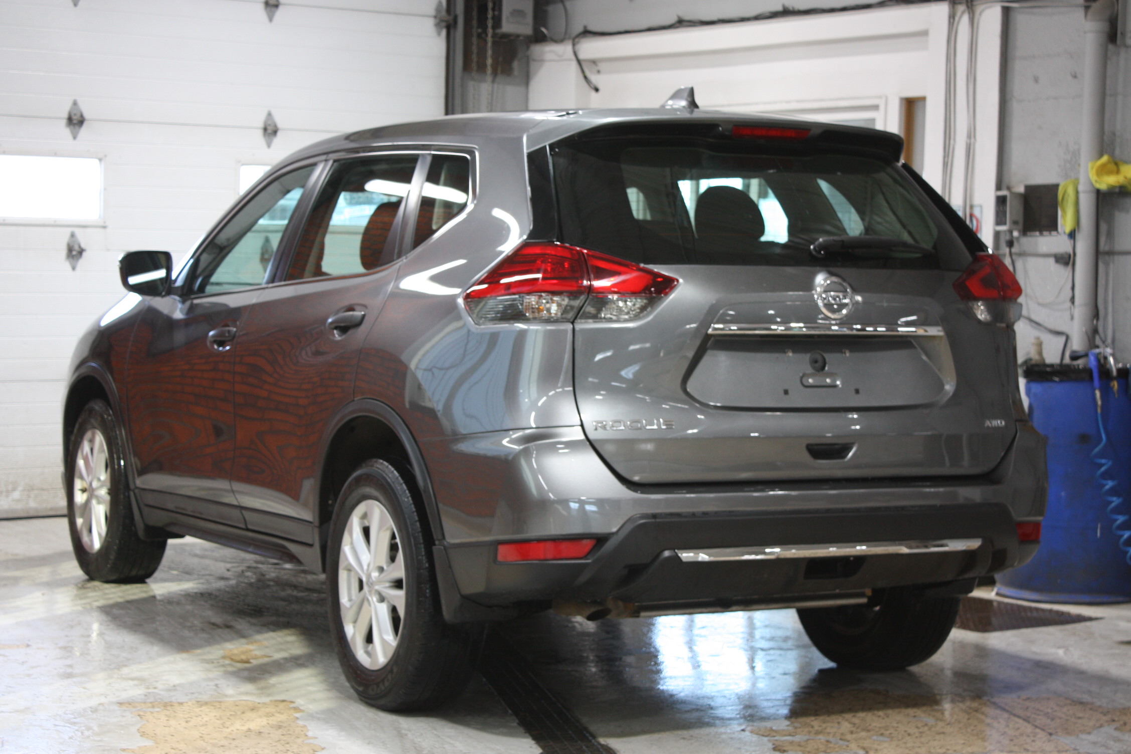 2017 NISSAN ROGUE AWD