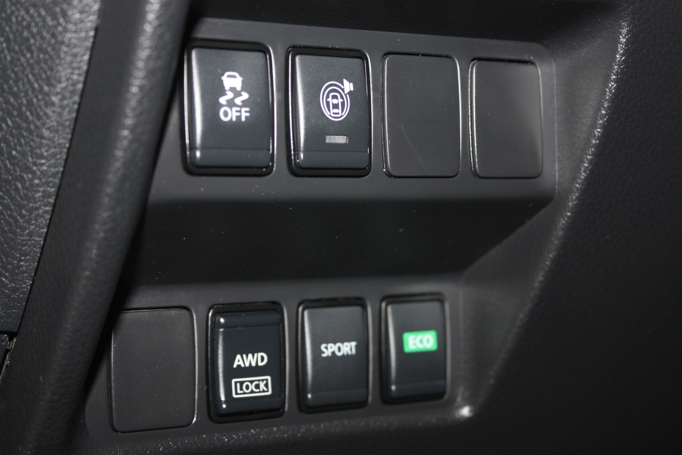 2017 NISSAN ROGUE AWD