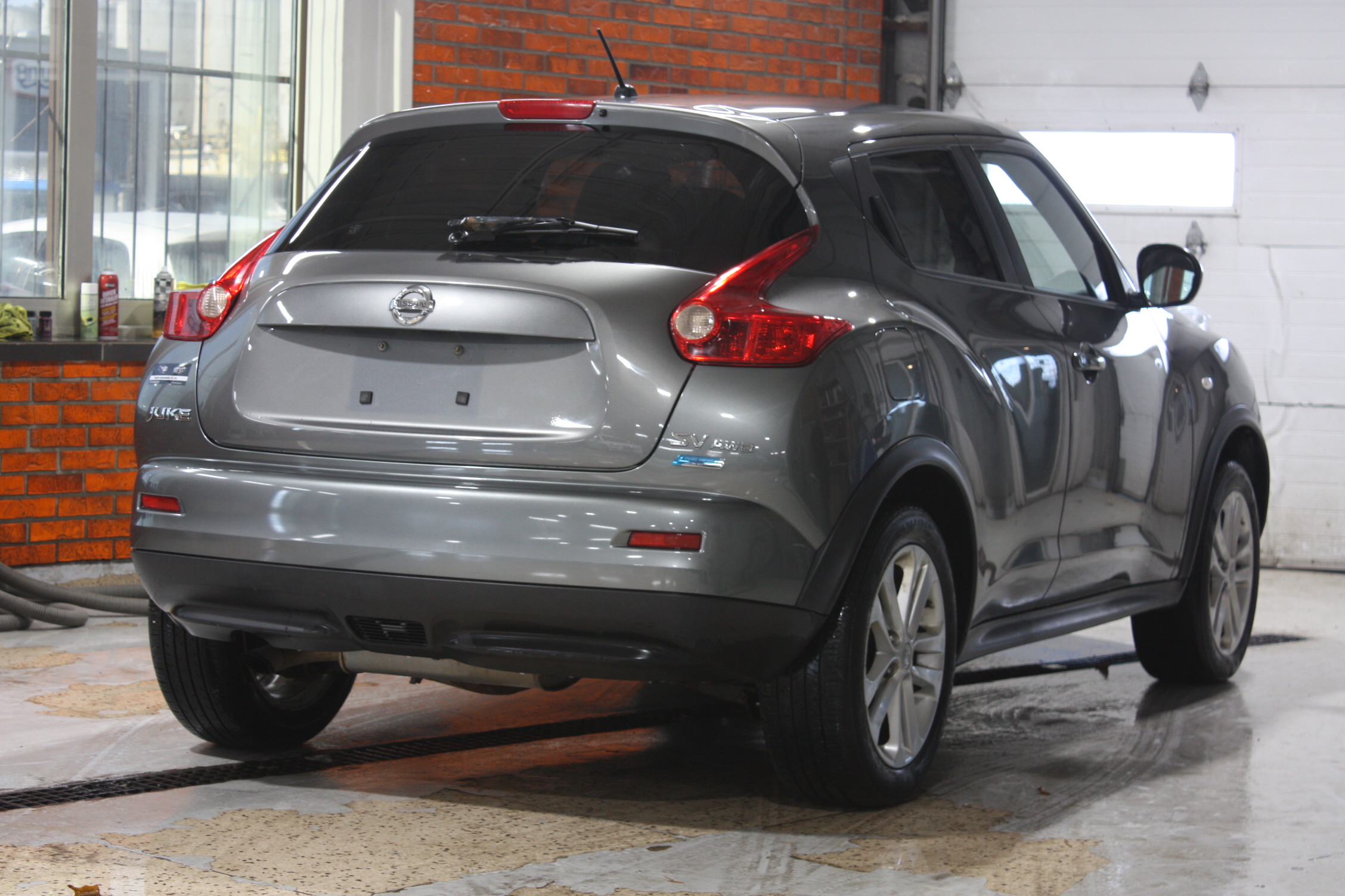 2013 NISSAN JUKE SV AWD