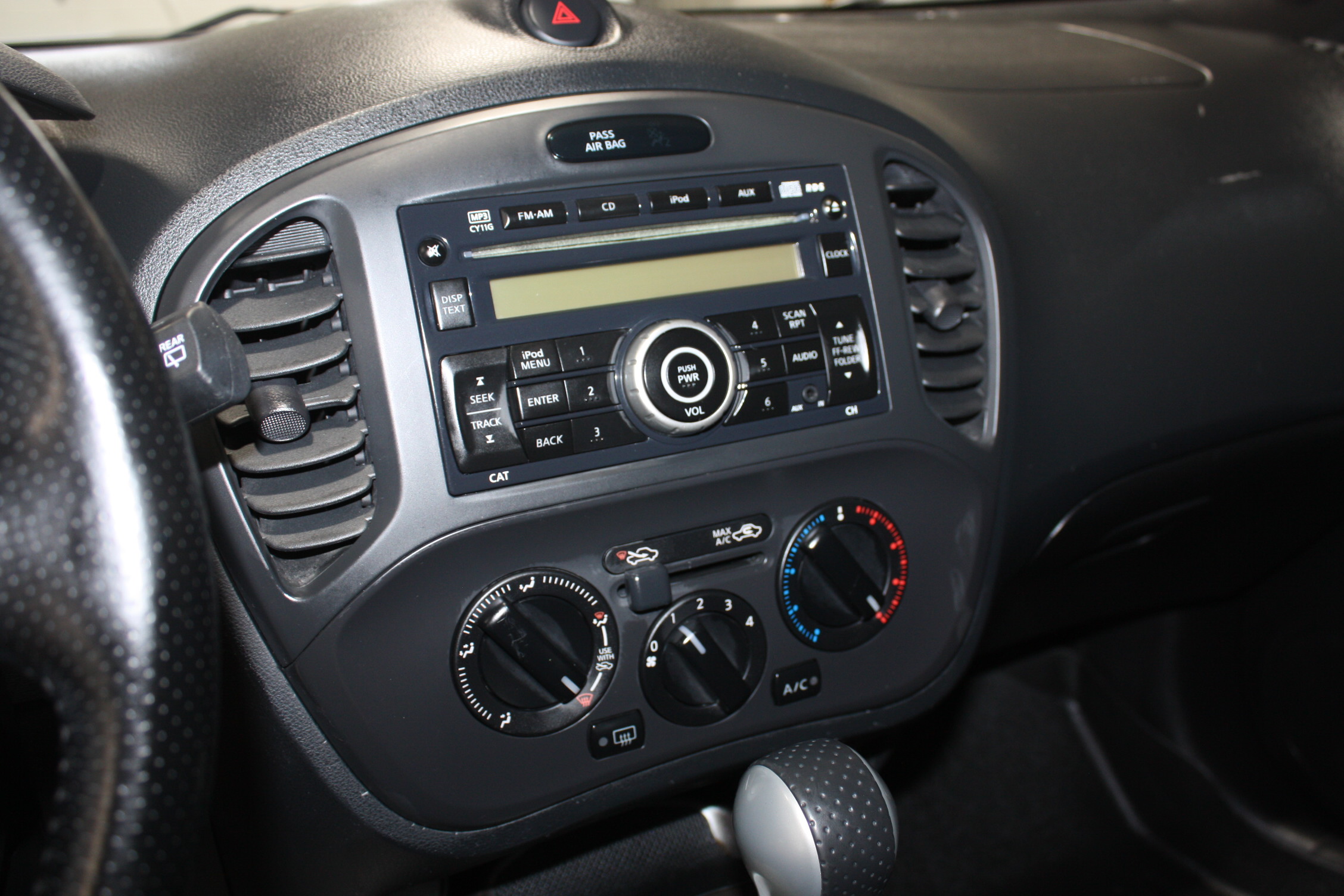 2013 NISSAN JUKE SV AWD