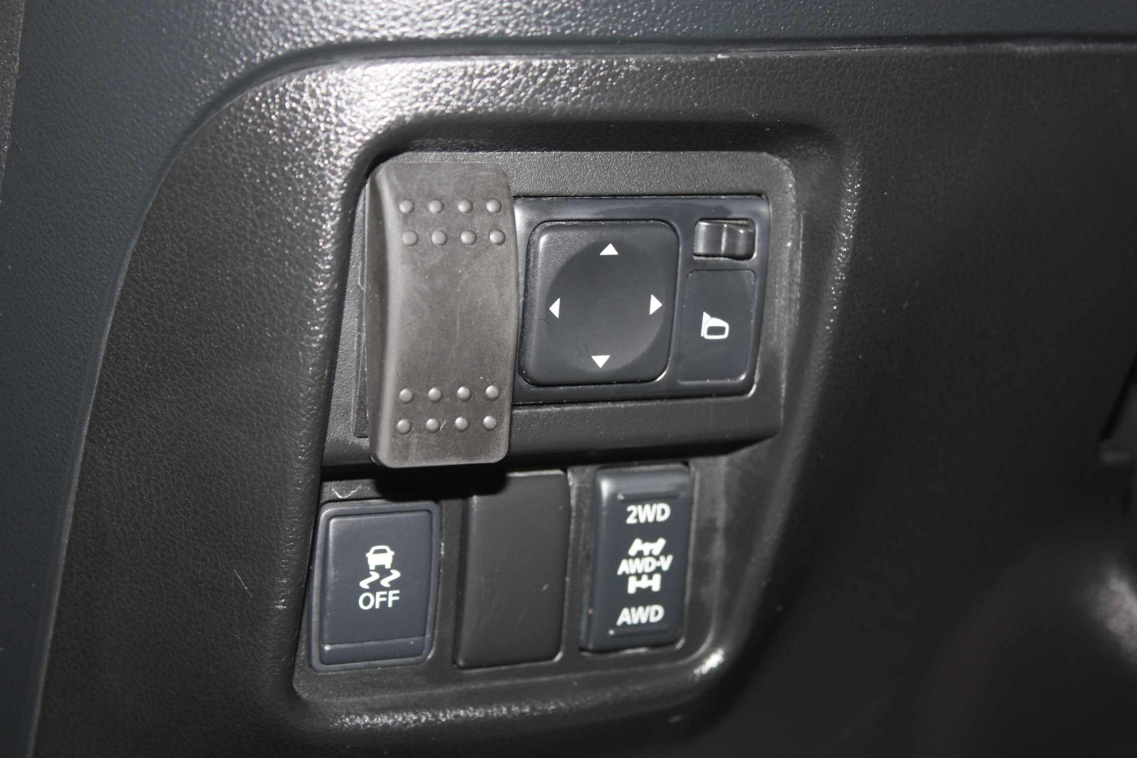 2013 NISSAN JUKE SV AWD