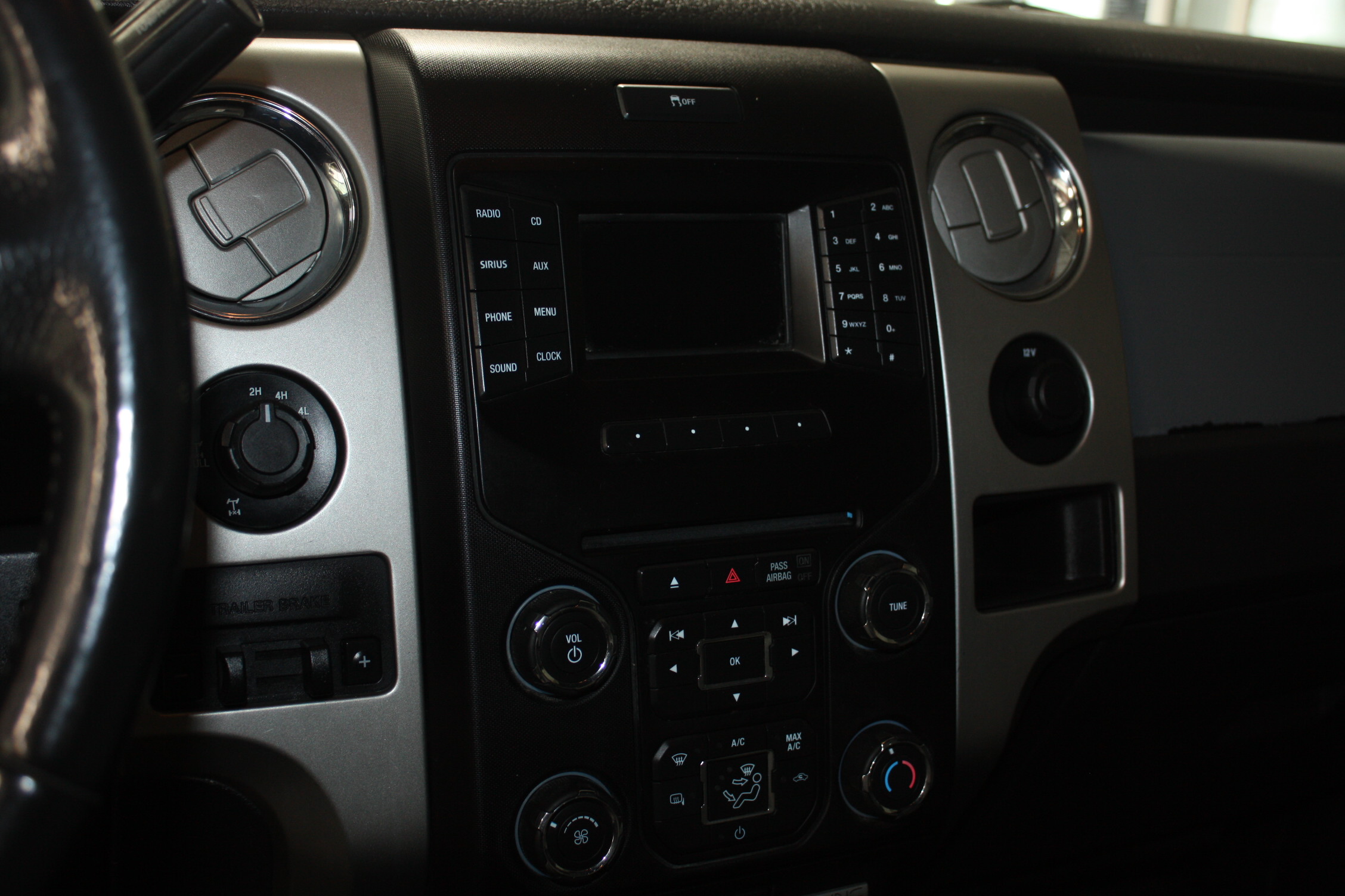 2013 FORD F150 SUPERCREW 4X4 XLT