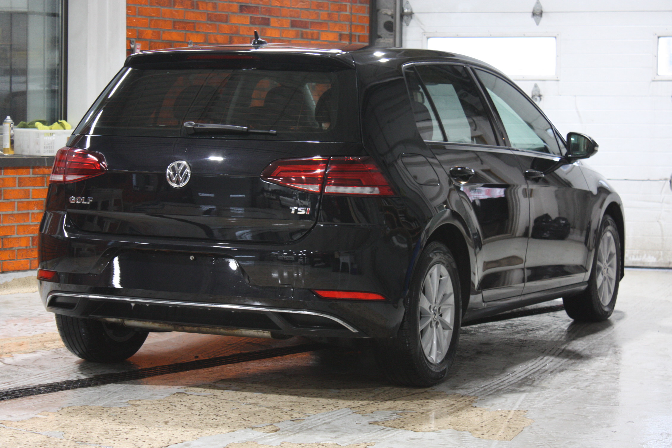 2018 VOLKSWAGEN GOLF