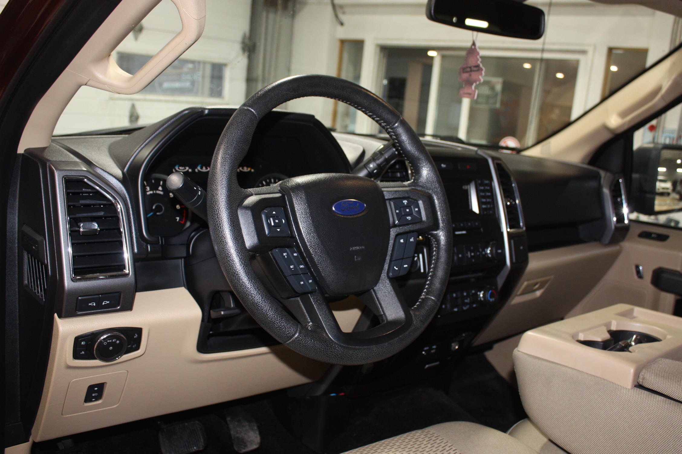 2015 FORD F-150 XTR 4X4 SUPERCREW