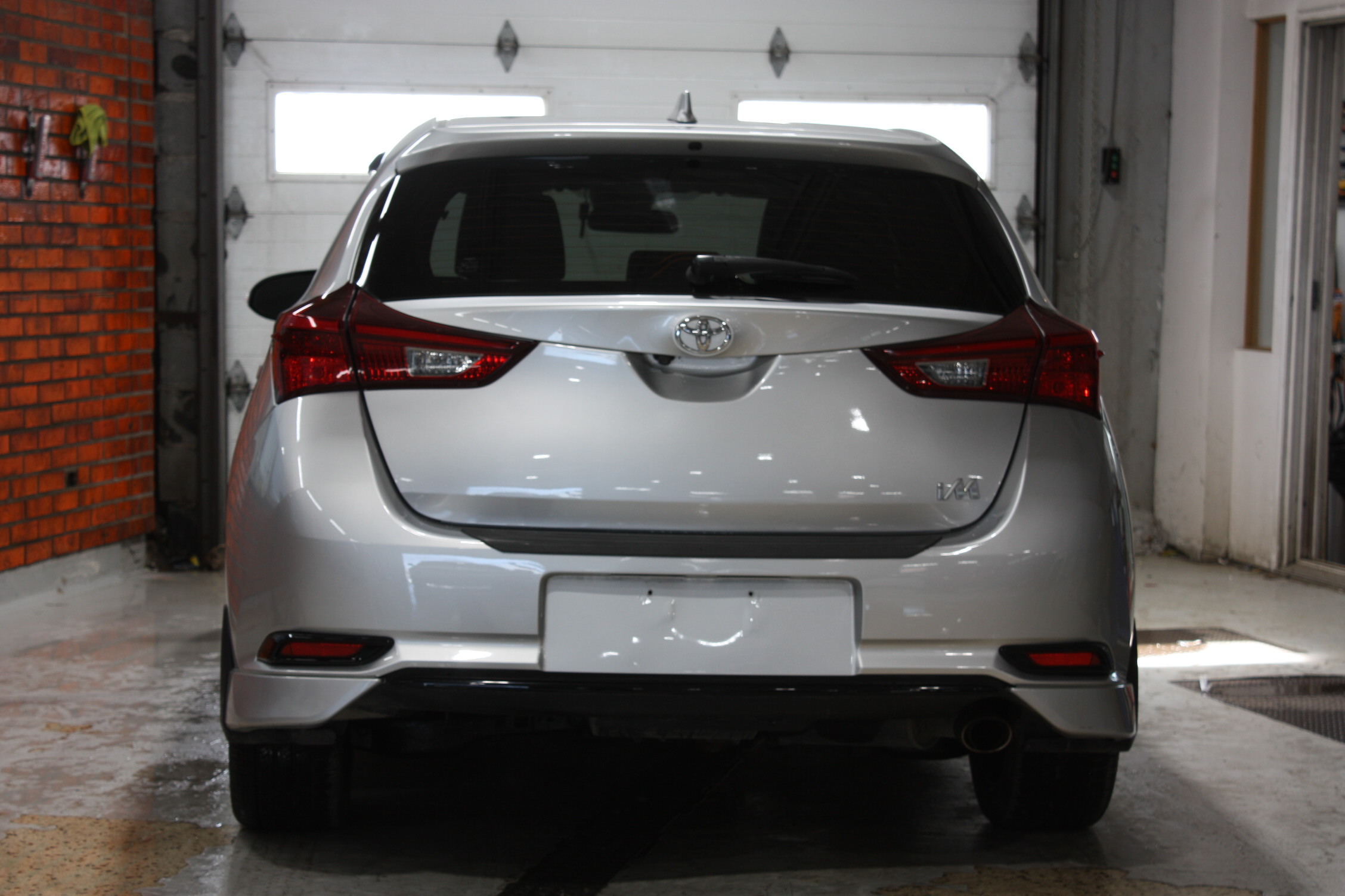 2017 TOYOTA COROLLA IM