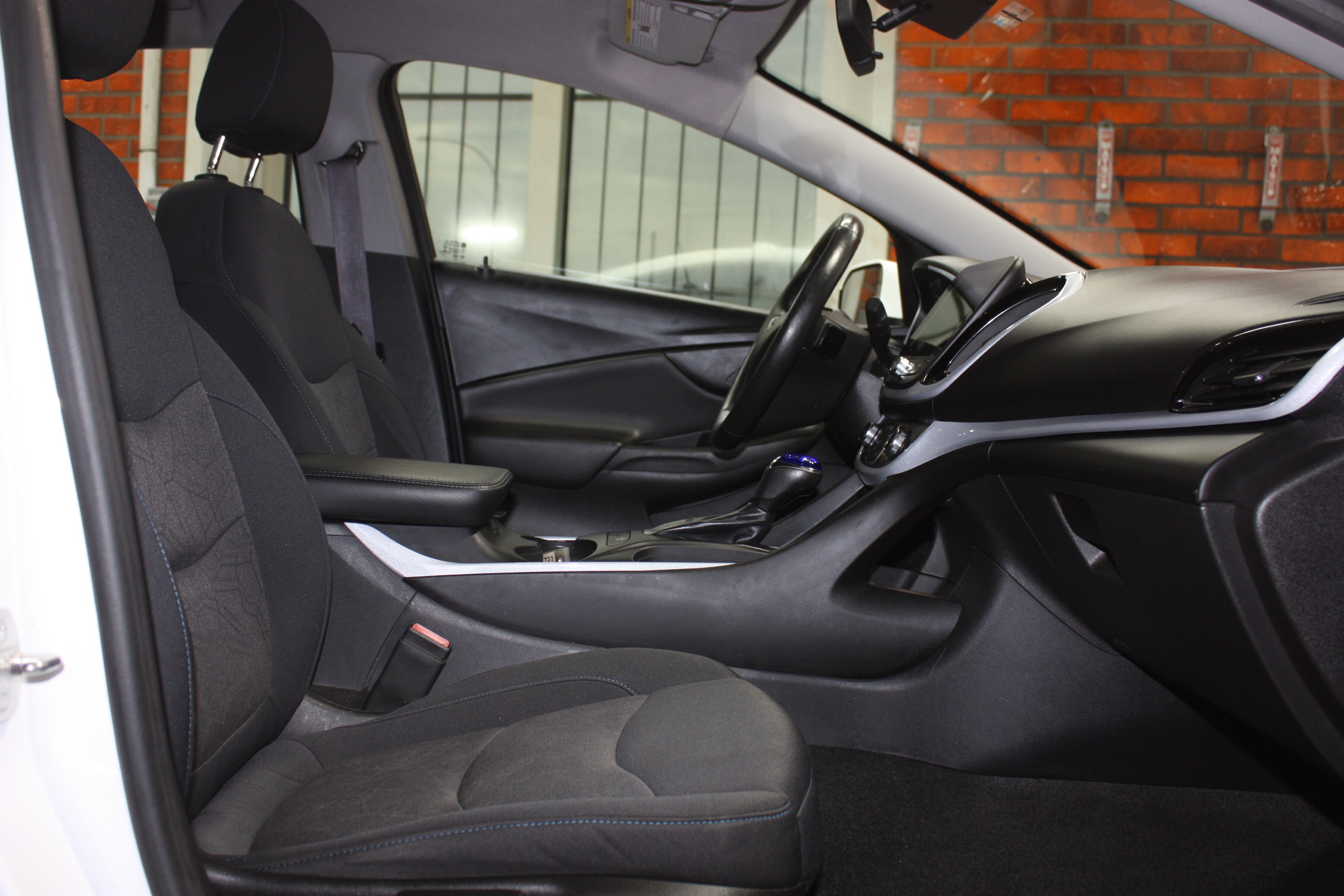2016 CHEVROLET VOLT LT