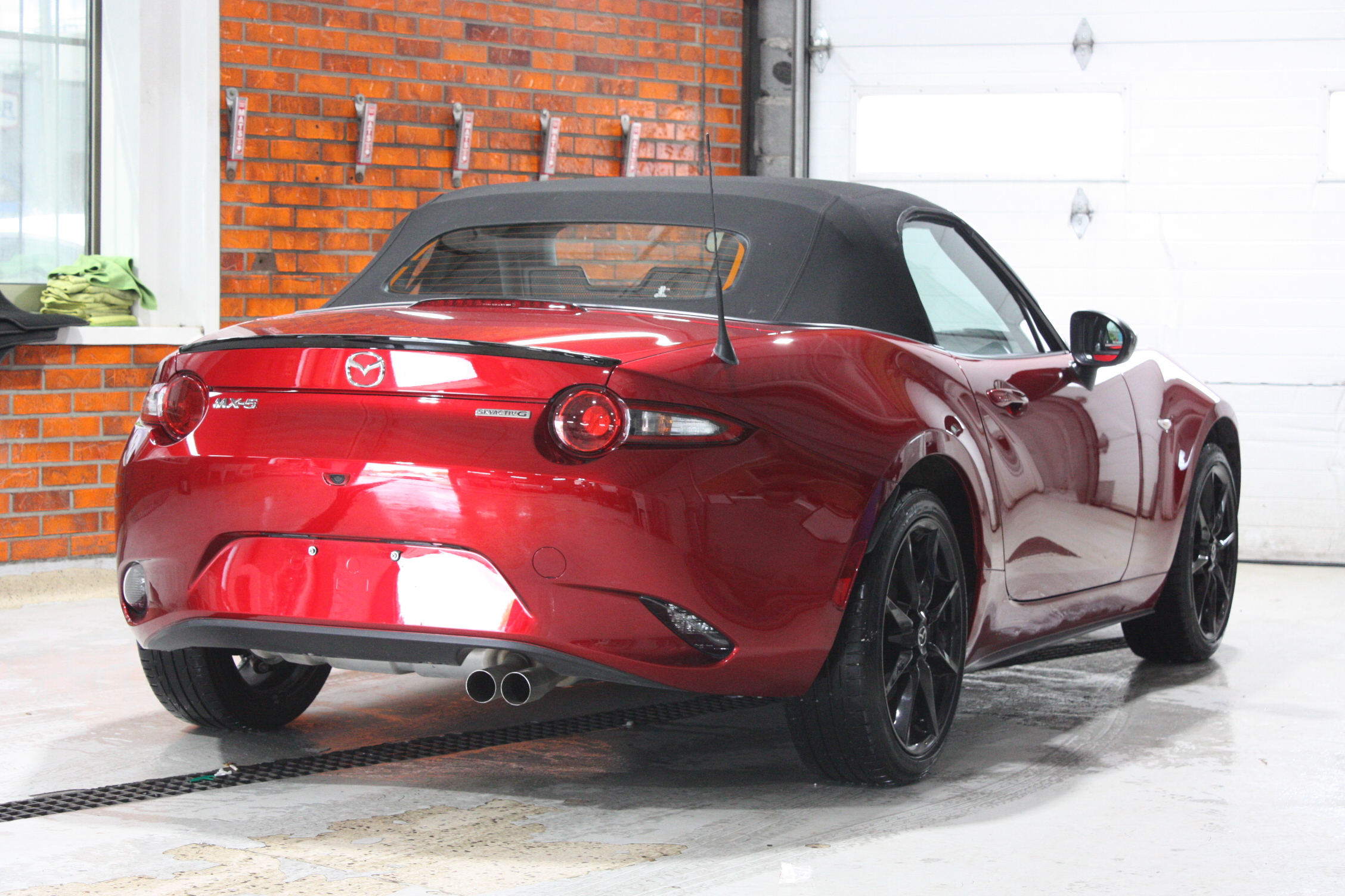 2021 mazda mx-5 miata