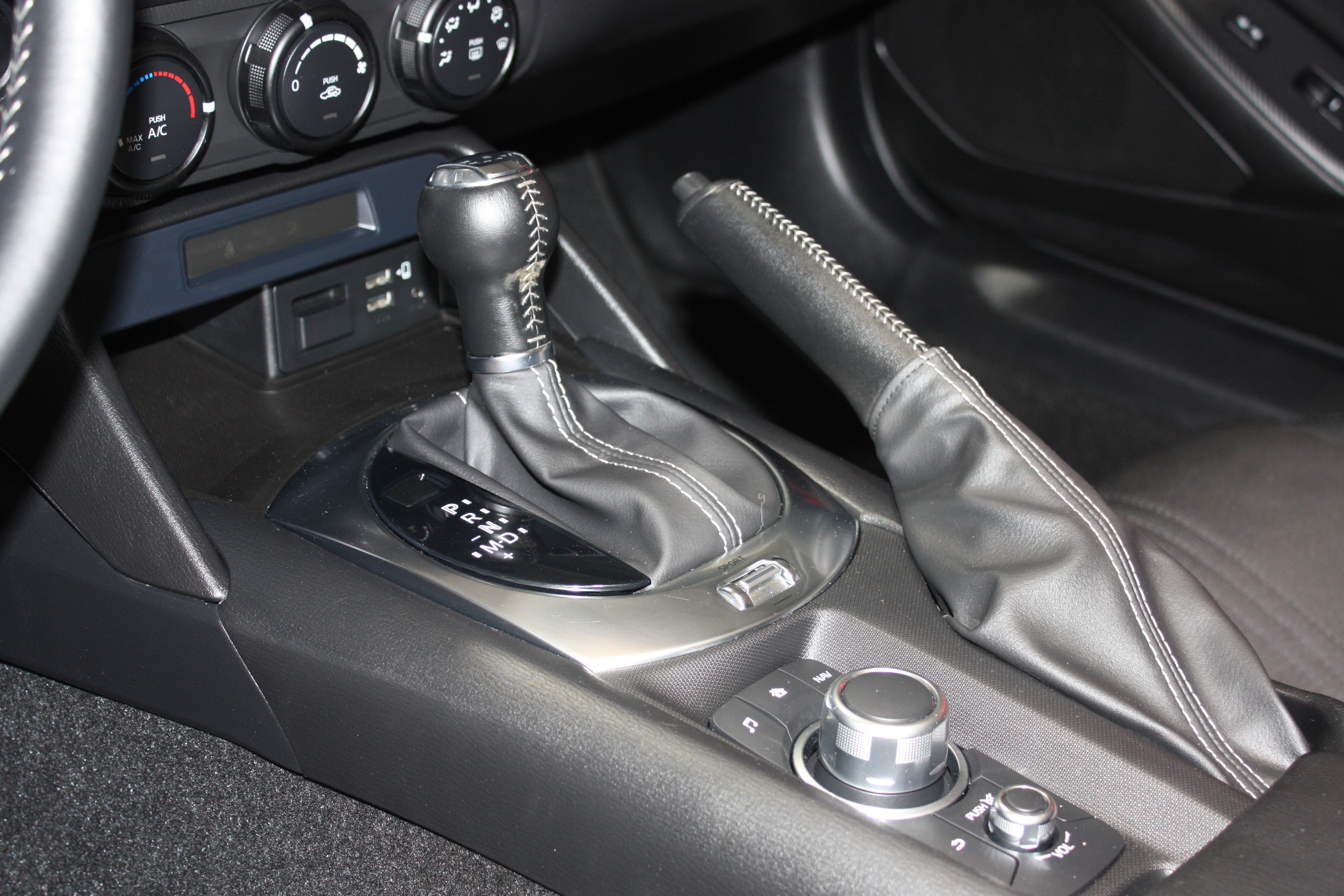 2021 mazda mx-5 miata