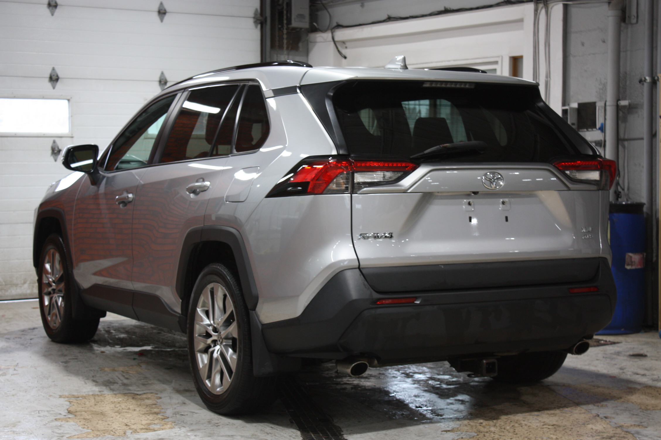 2021 TOYOTA RAV 4 XLE AWD