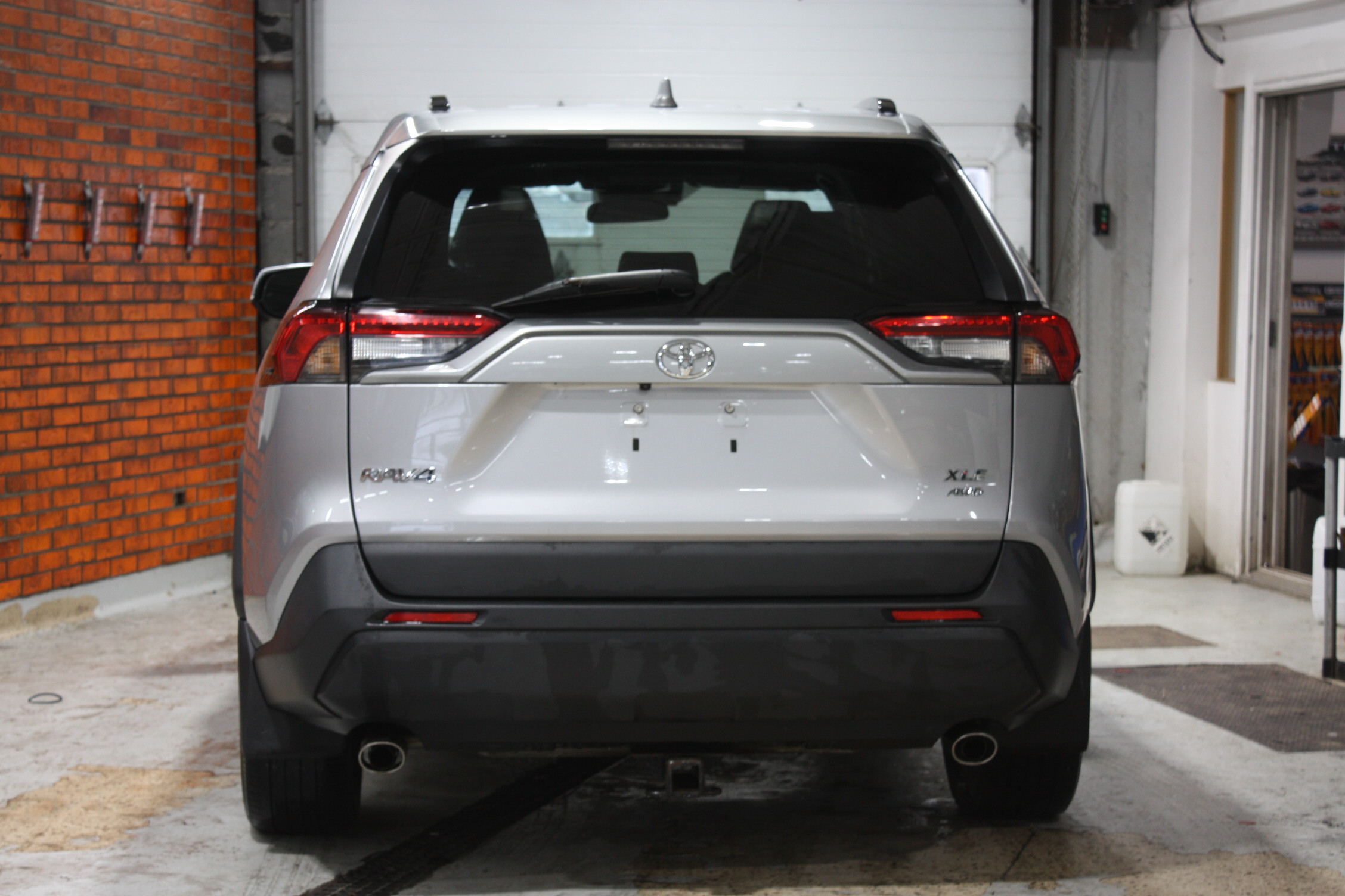 2021 TOYOTA RAV 4 XLE AWD