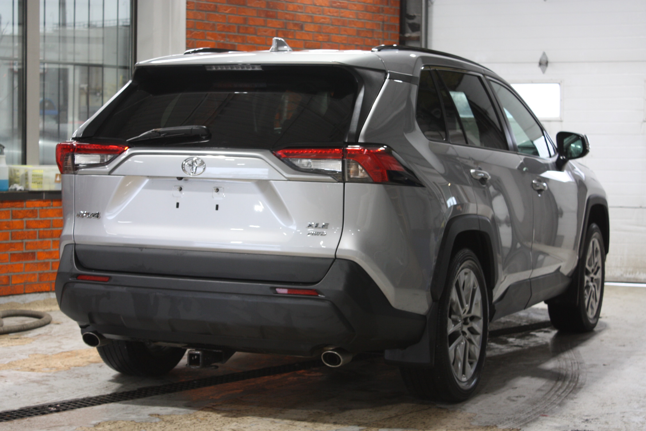 2021 TOYOTA RAV 4 XLE AWD