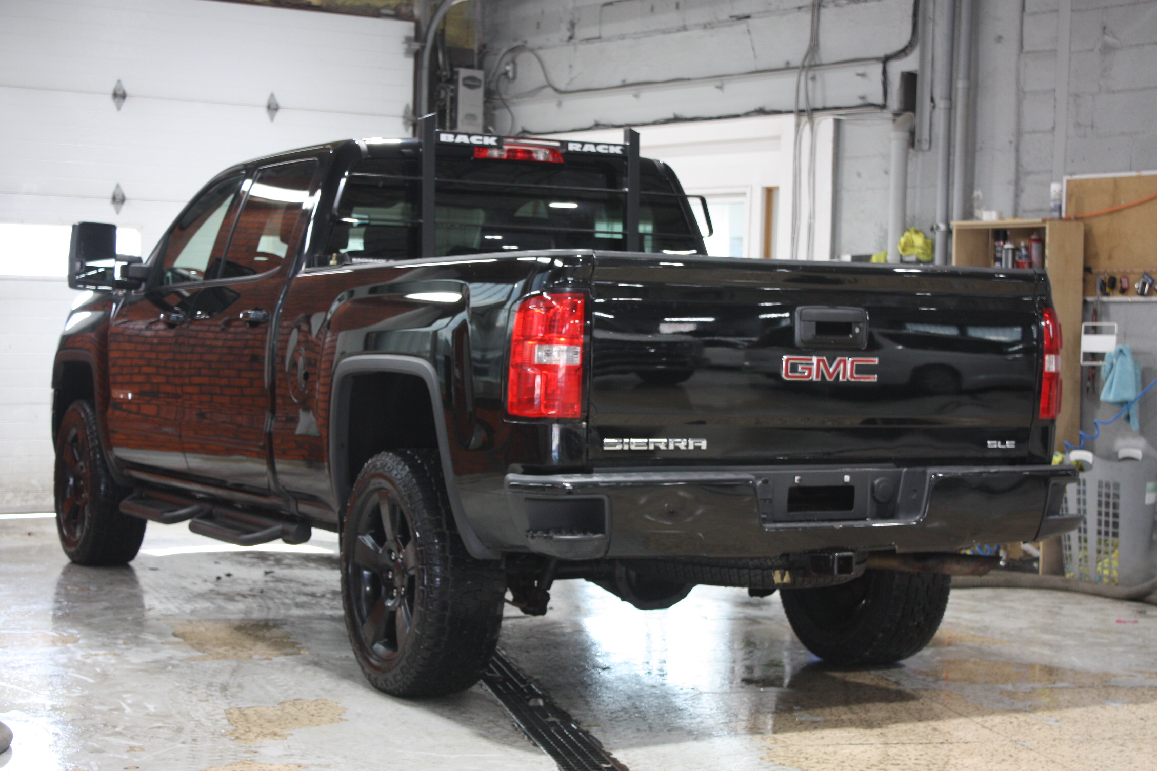 2018 GMC SIERRA 1500 SLE CREW CAB 4X4