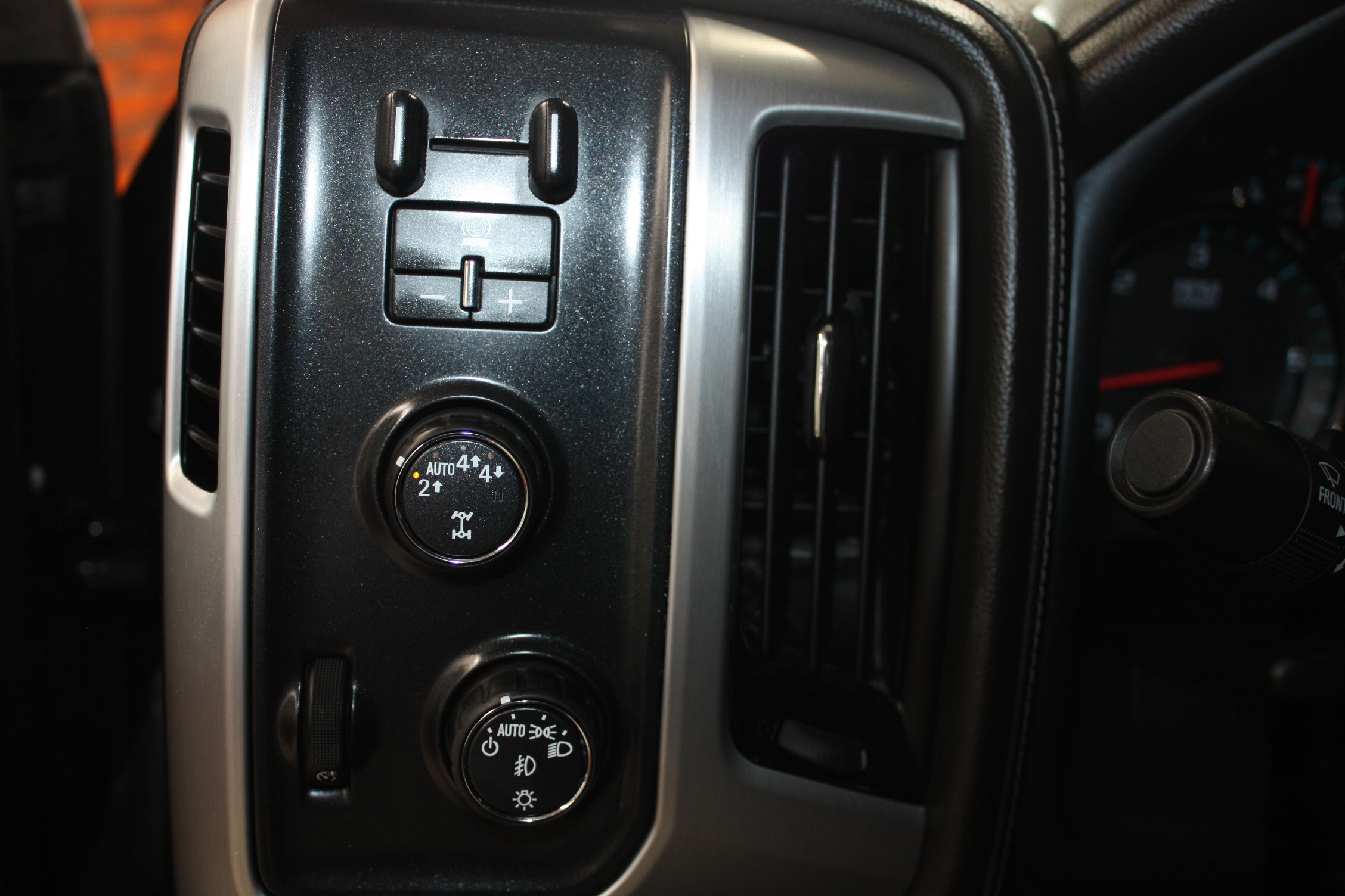 2018 GMC SIERRA 1500 SLE CREW CAB 4X4