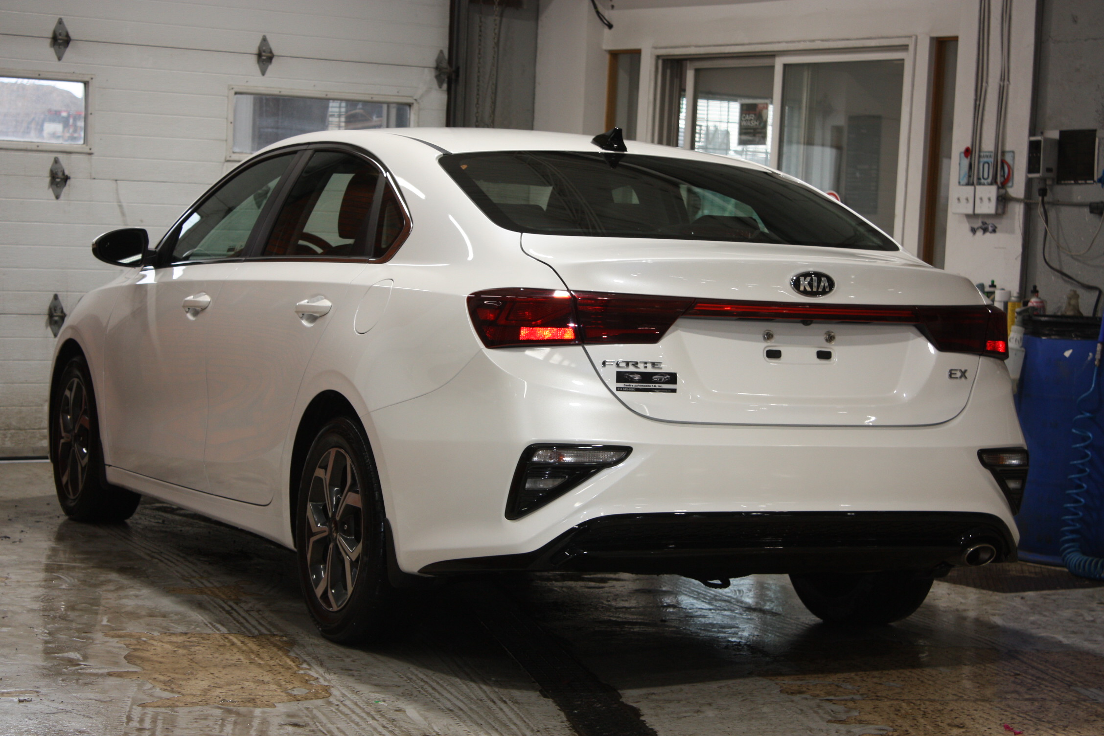 2019 KIA FORTE EX
