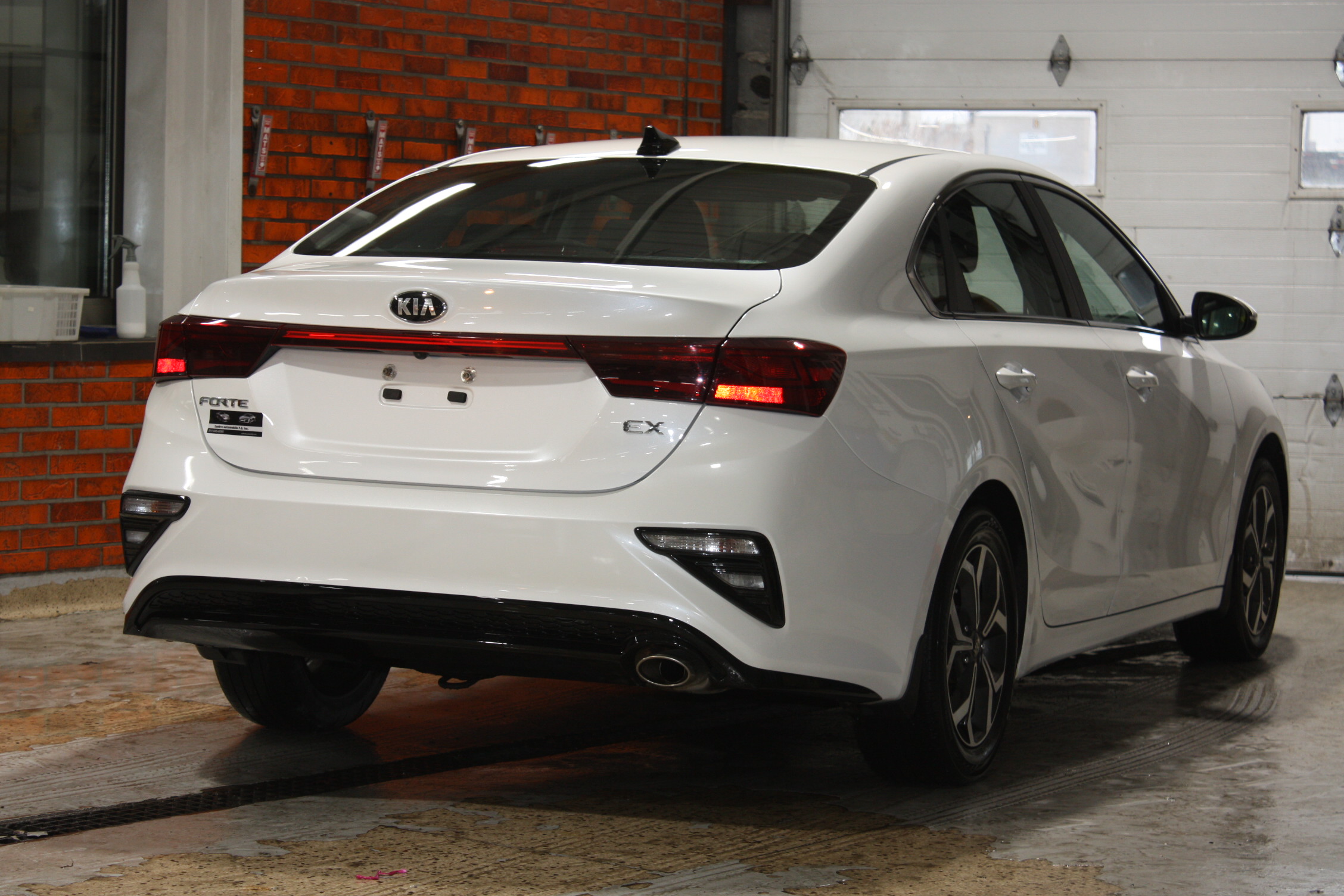 2019 KIA FORTE EX