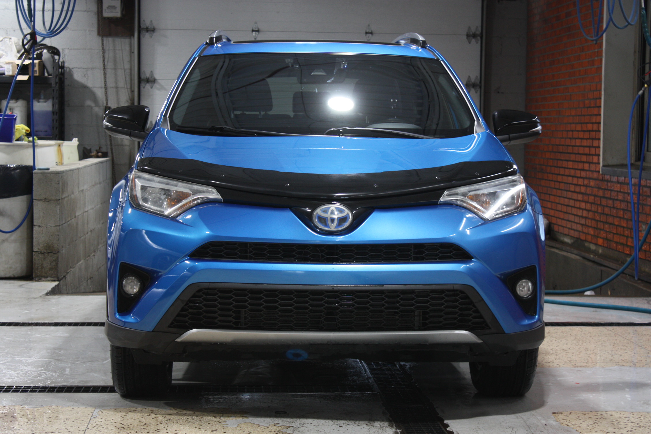 2017 TOYOTA RAV 4 SE HYBRIDE AWD