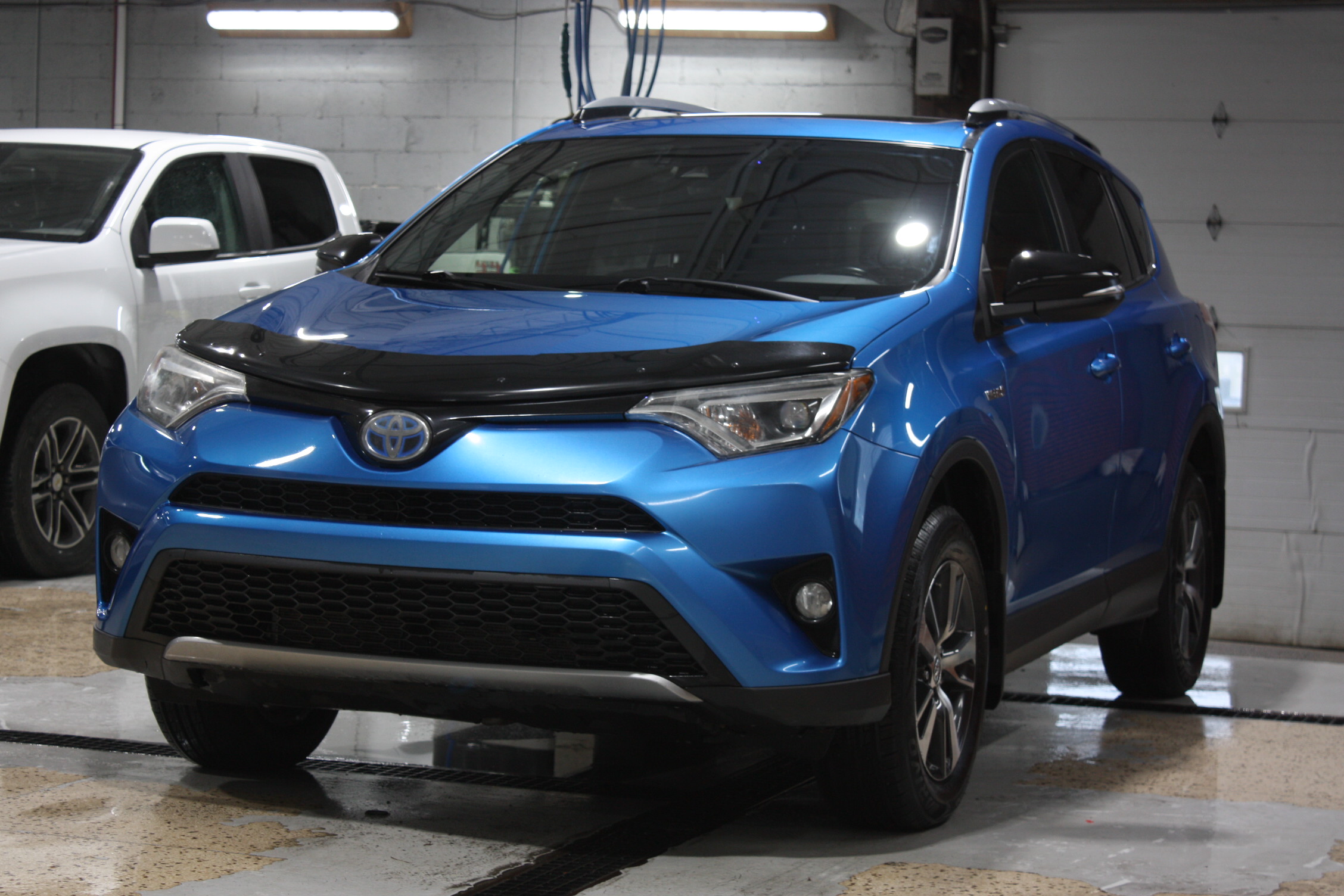 2017 TOYOTA RAV 4 SE HYBRIDE AWD
