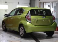 2015 TOYOTA PRIUS C TECH