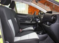 2015 TOYOTA PRIUS C TECH