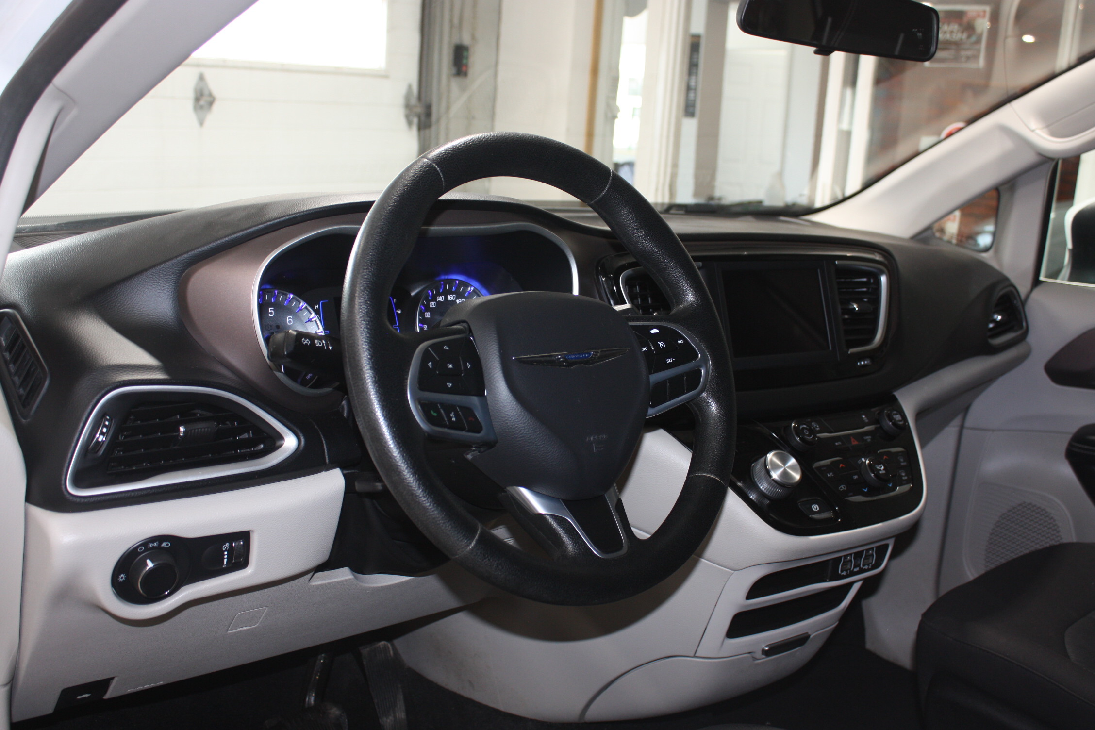2021 CHRYSLER GRAND CARAVAN SE