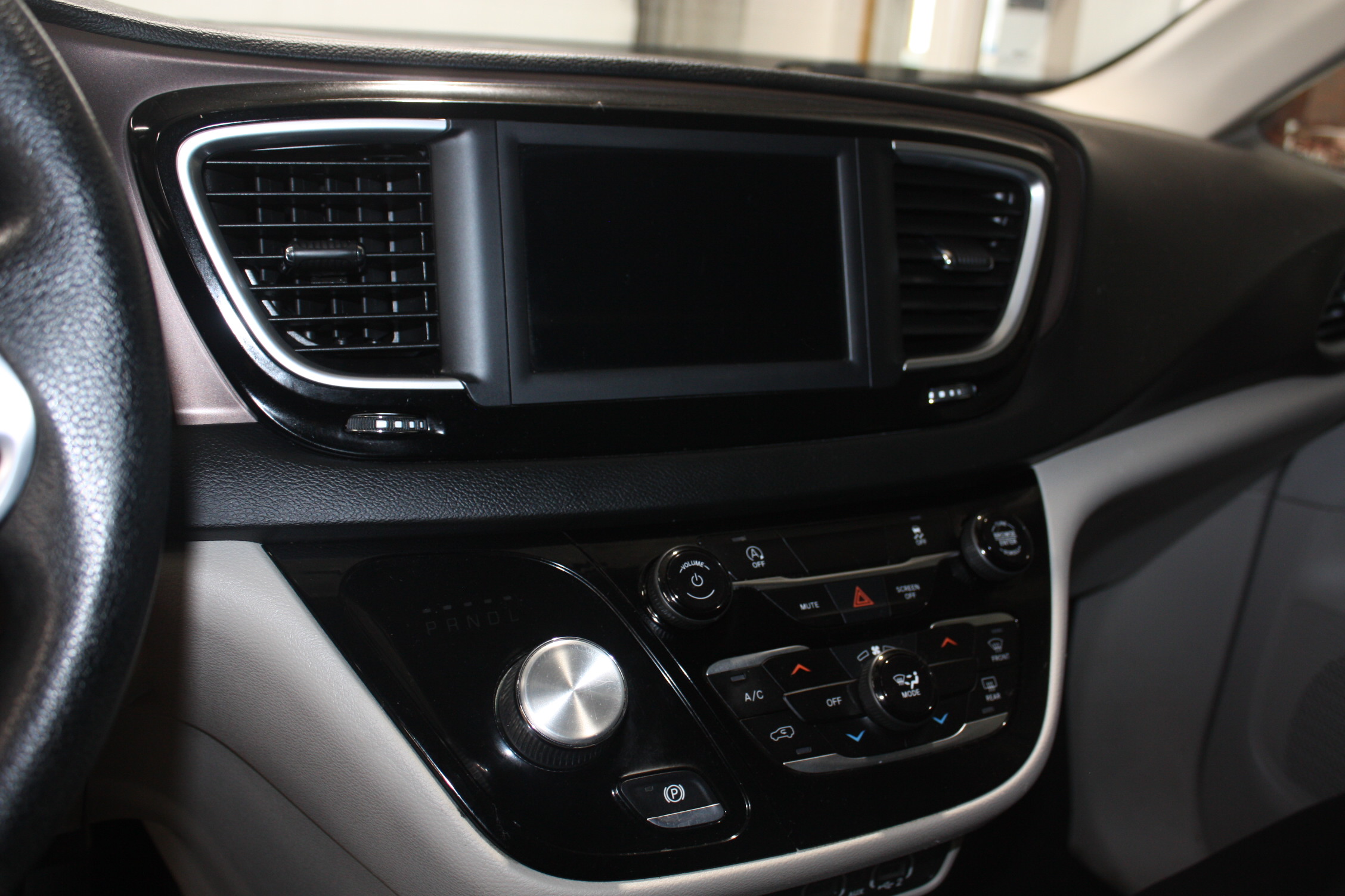 2021 CHRYSLER GRAND CARAVAN SE