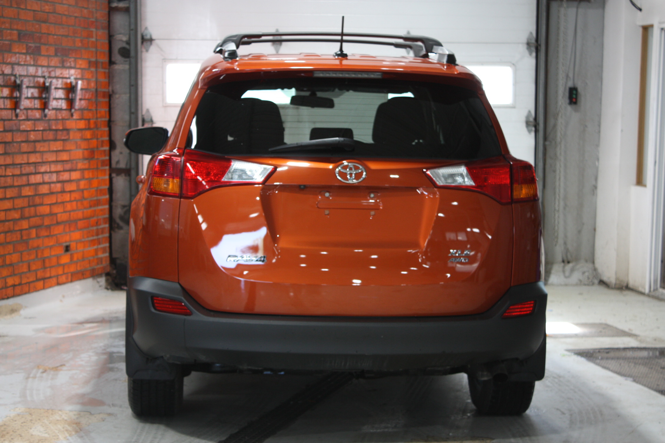 2015 TOYOTA RAV 4