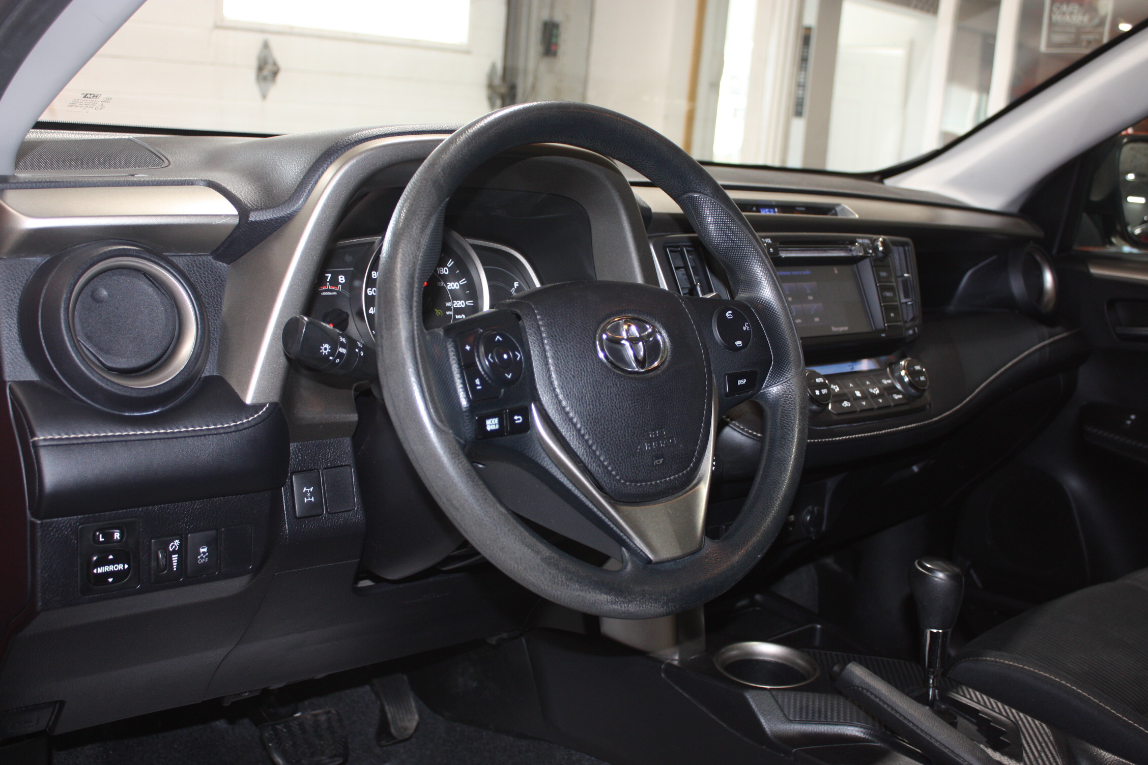 2015 TOYOTA RAV 4