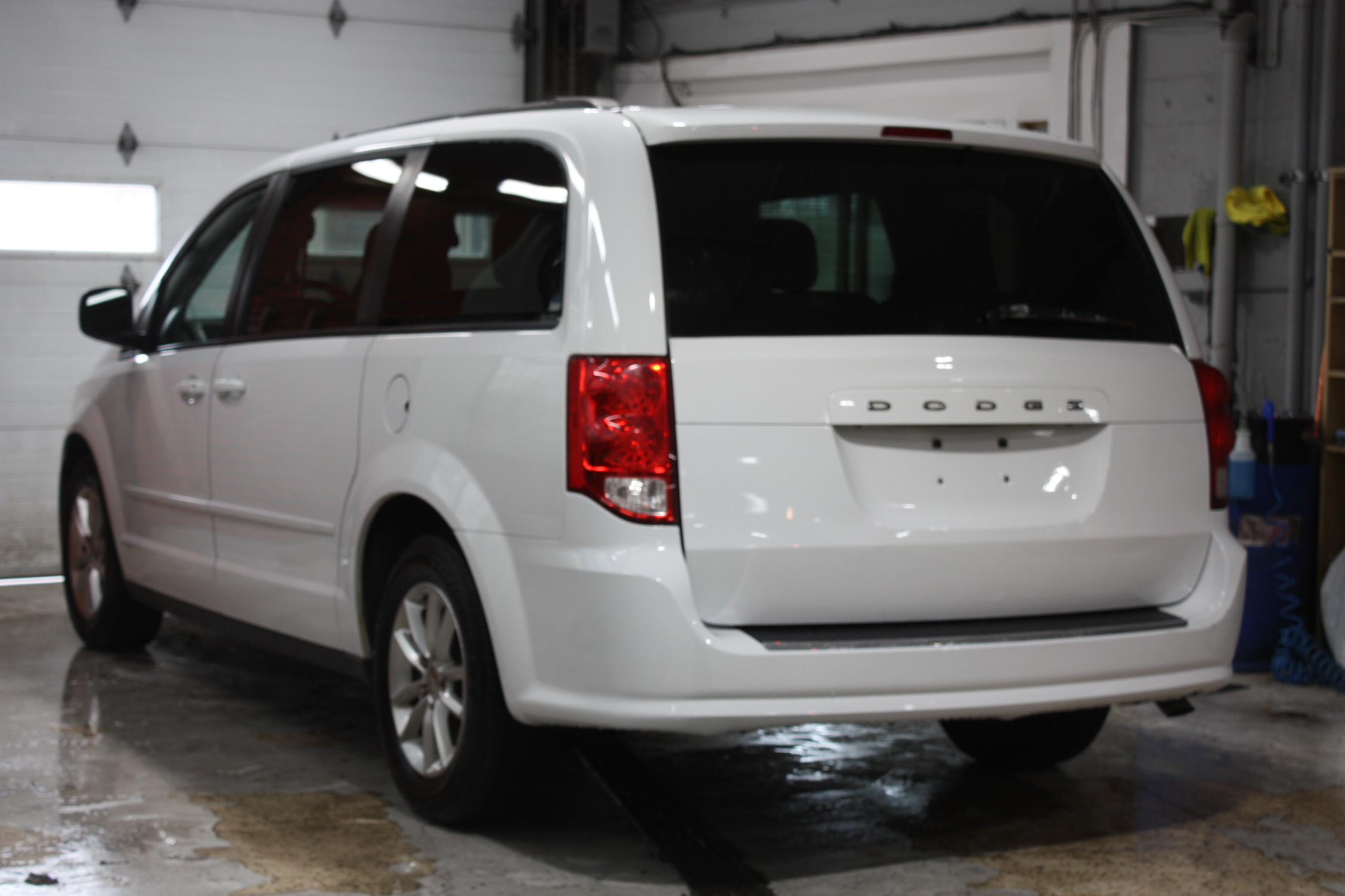 2017 DODGE GRAND CARAVAN SXT STOW AND GO