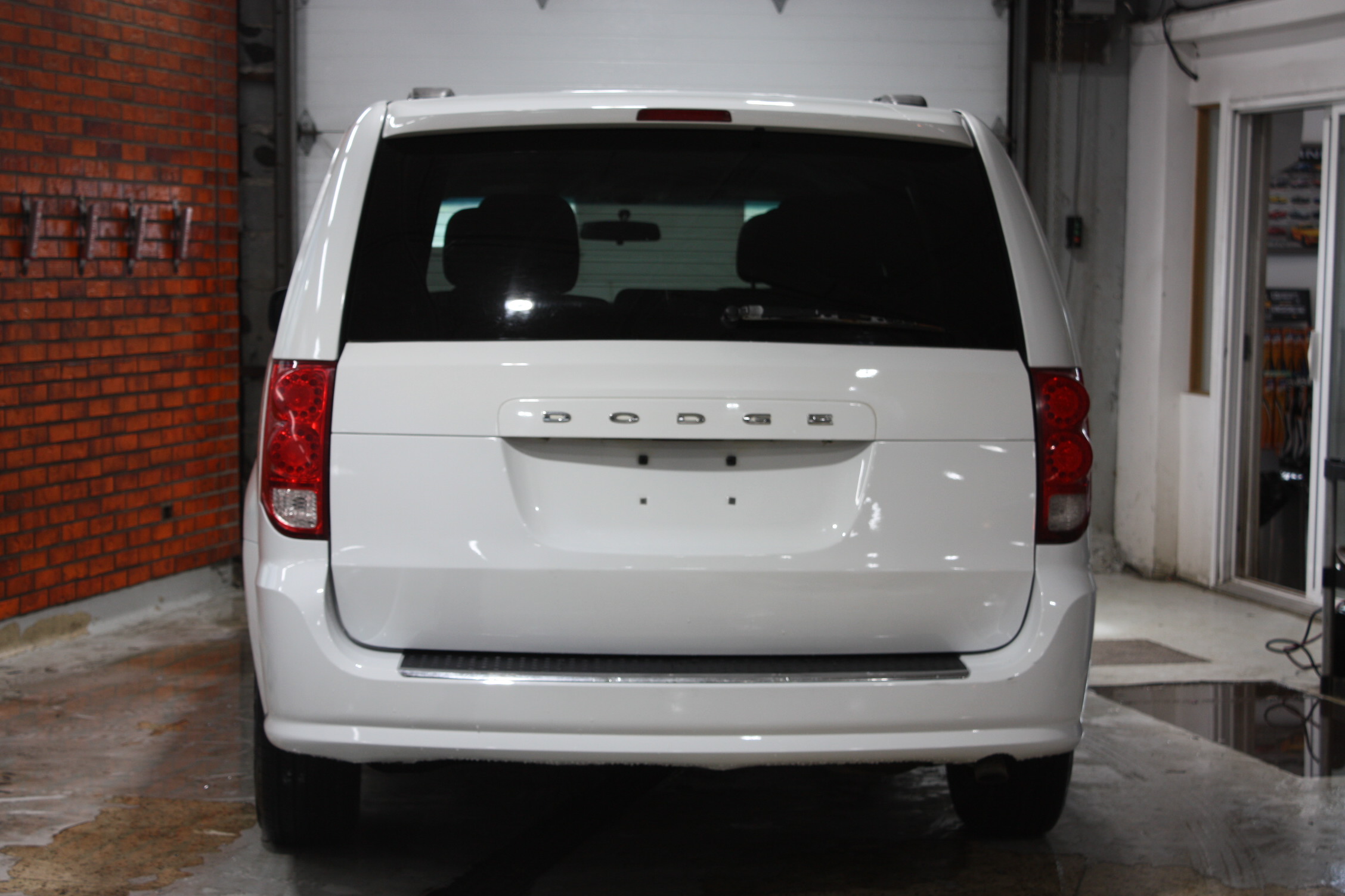 2017 DODGE GRAND CARAVAN SXT STOW AND GO