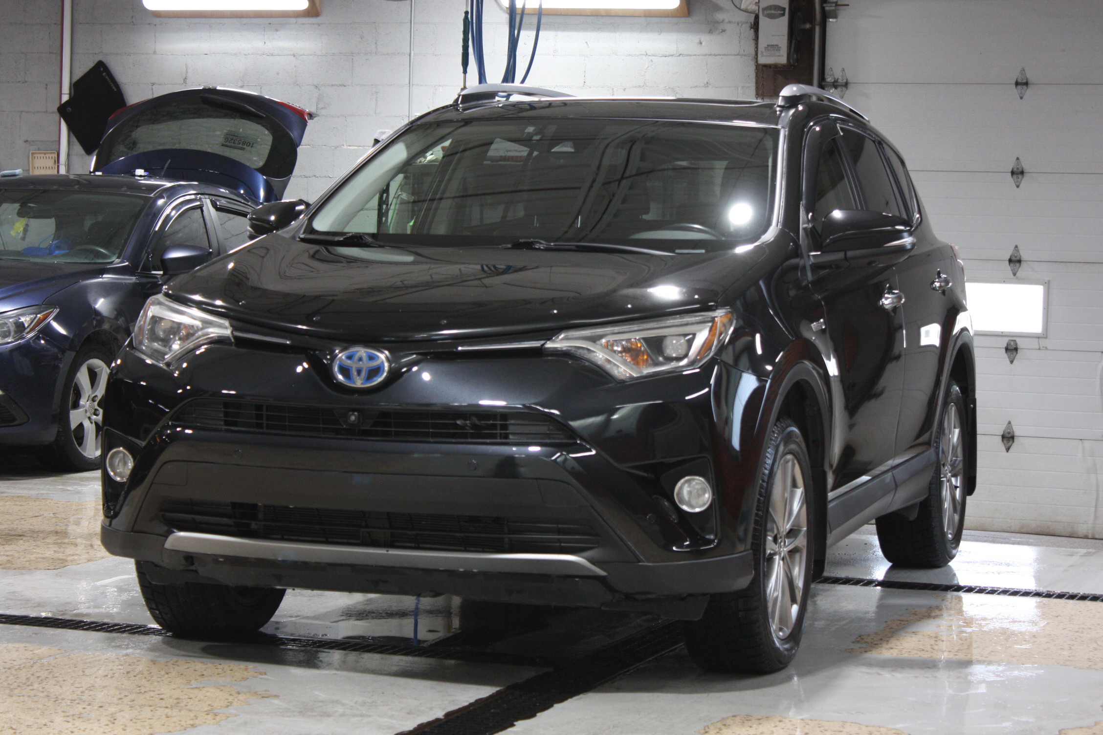 2018 TOYOTA RAV4 LIMITED HYBRIDE AWD