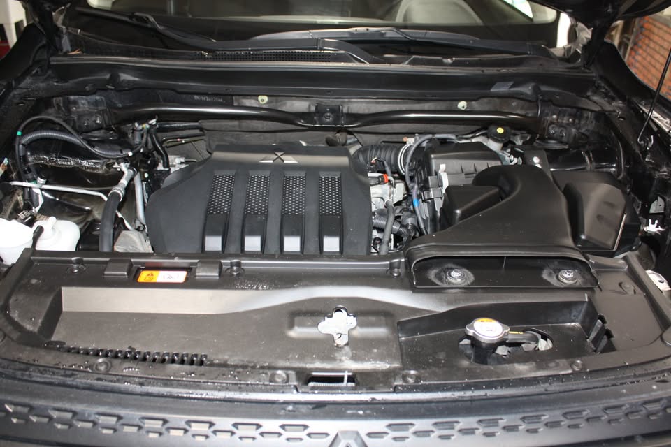 2023 MITSUBISHI ECLIPSE CROSS ES AWD