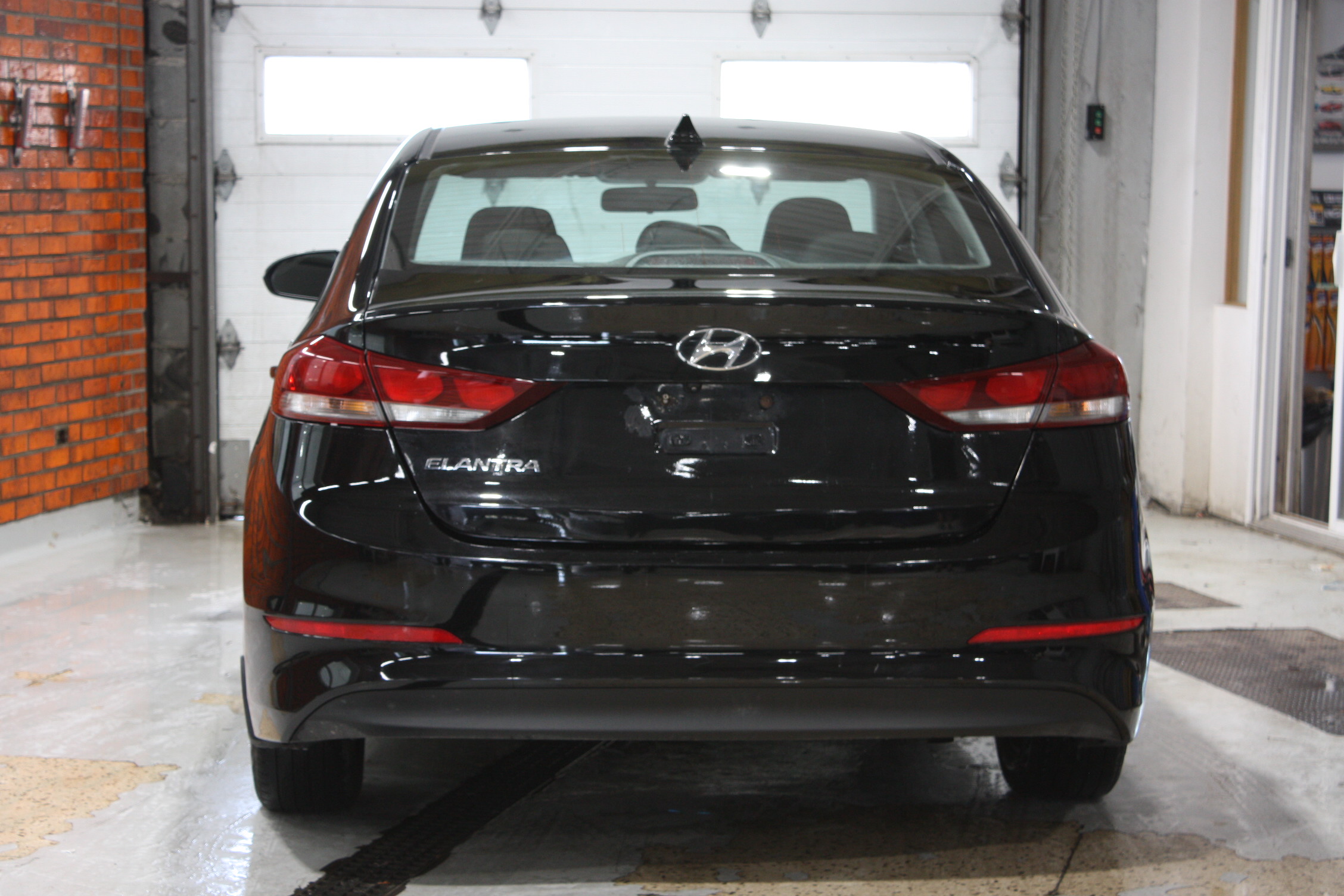 2018 HYUNDAI ELANTRA GL