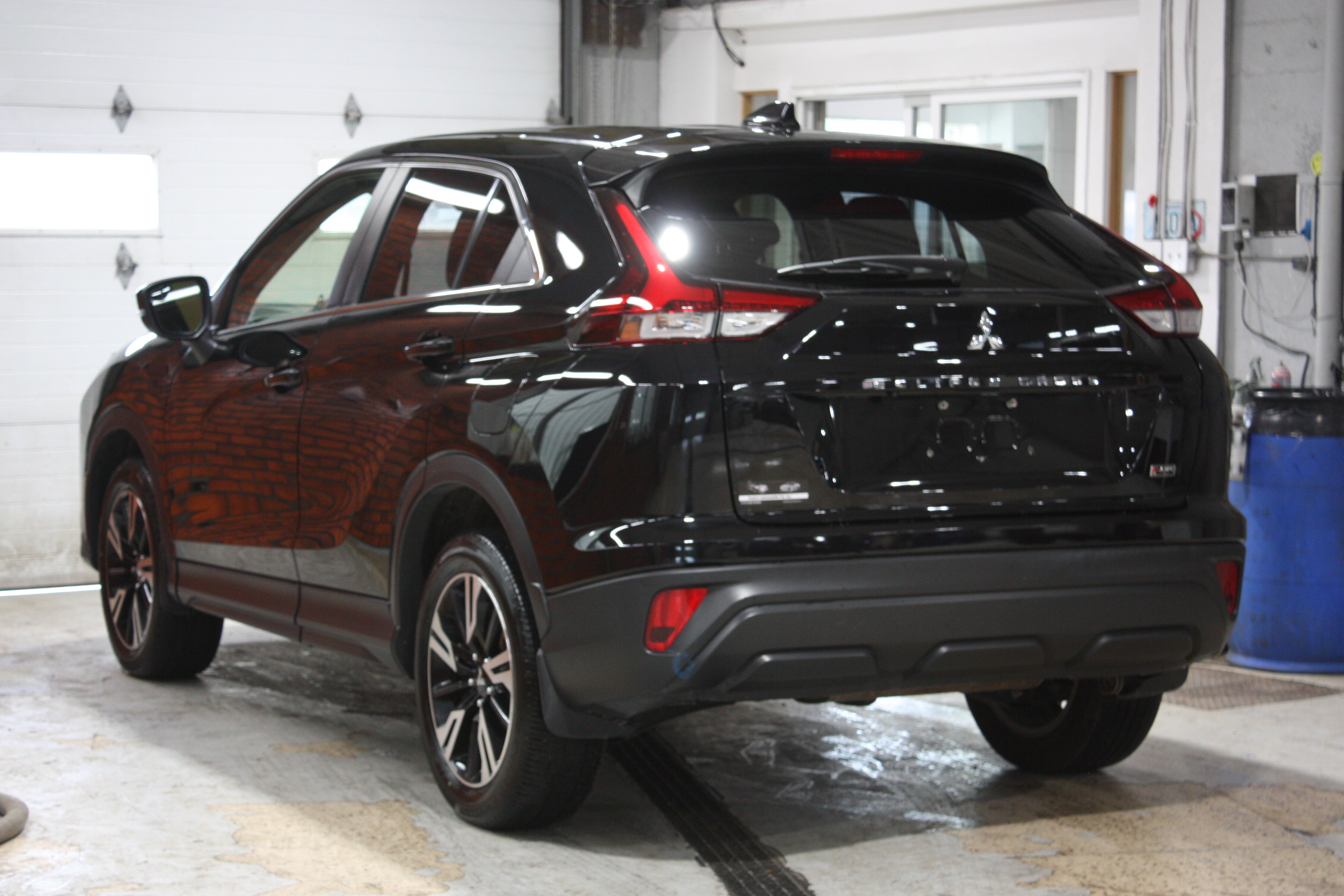2023 MITSUBISHI ECLIPSE CROSS ES AWD