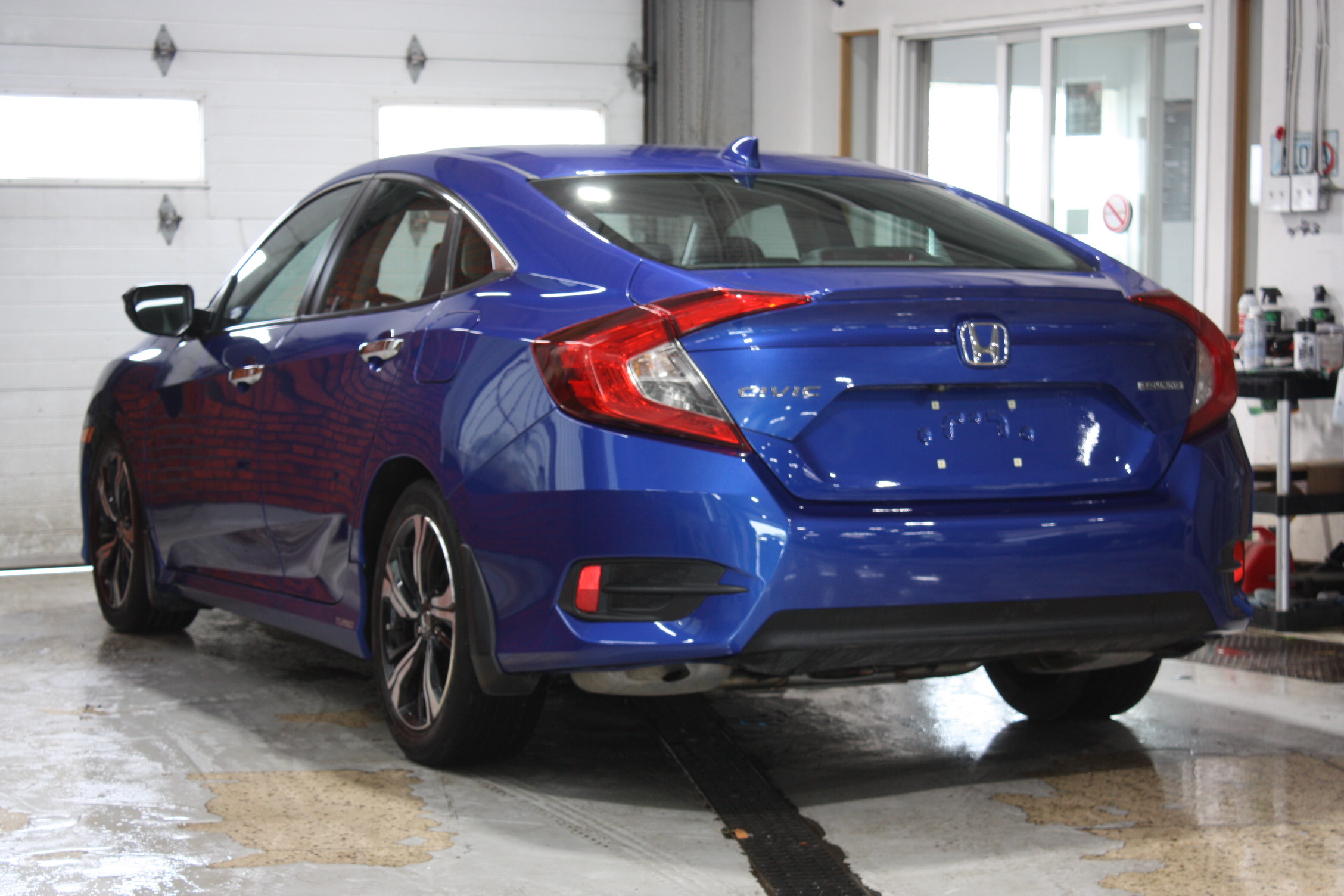 2016 HONDA CIVIC TOURING