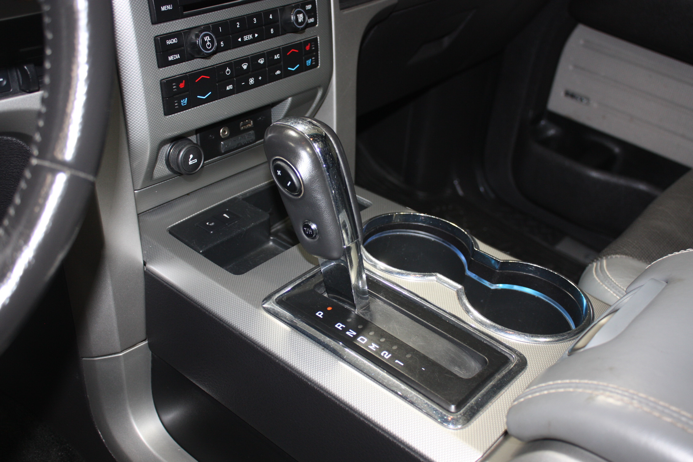 2011 FORD F-150 LIMITED
