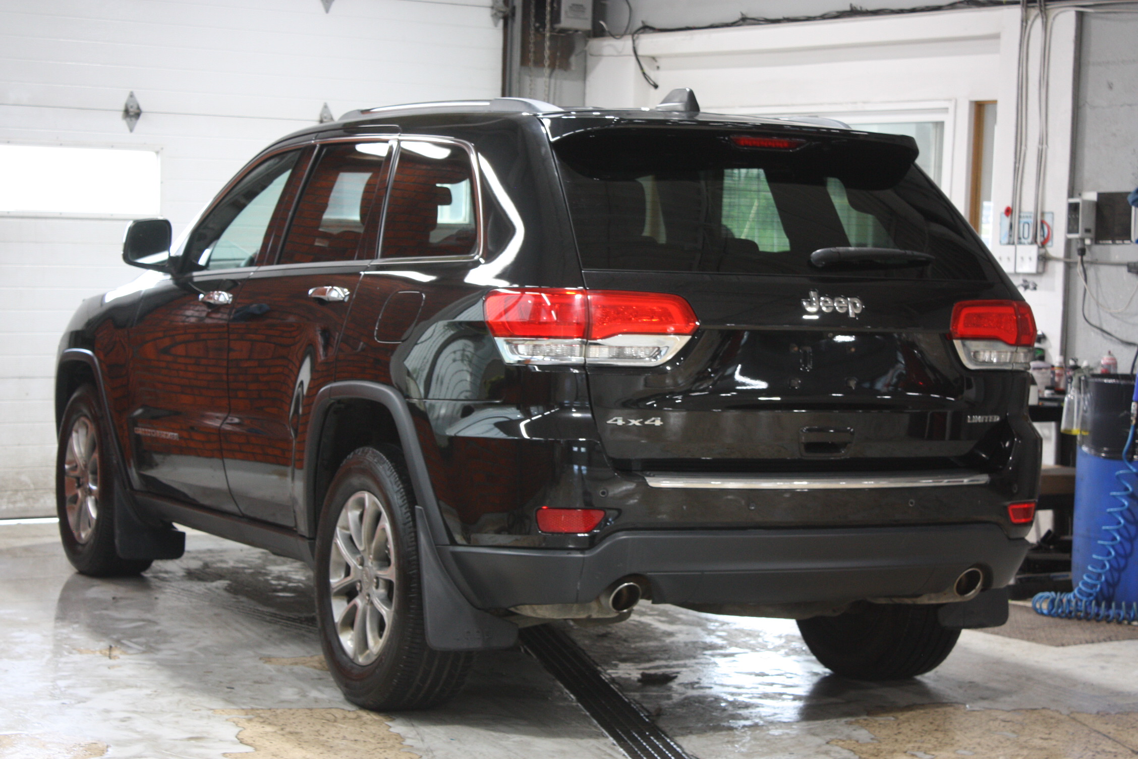 2014 JEEP GRAND CHEROKEE LIMITED 4X4