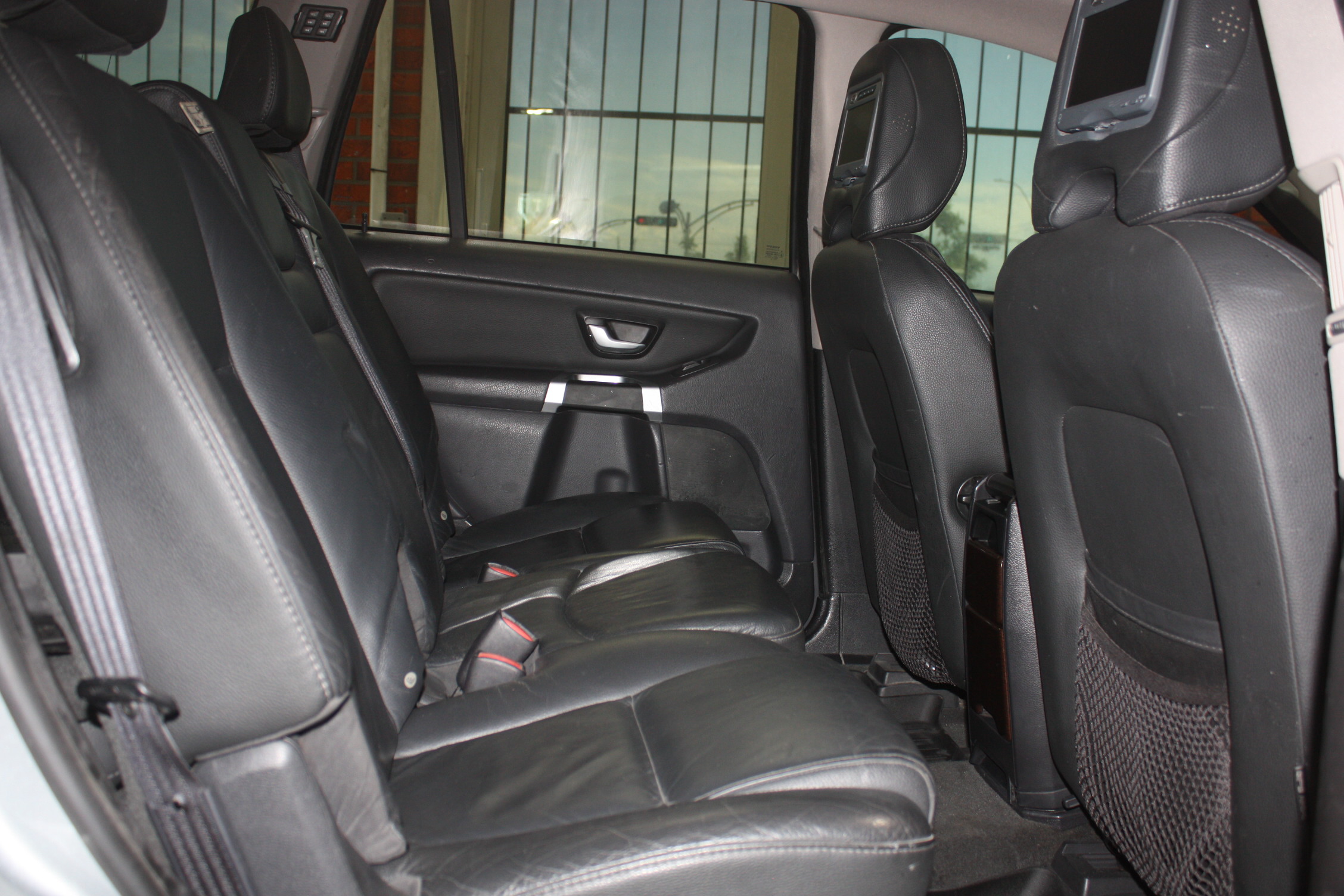 2011 VOLVO XC90 AWD