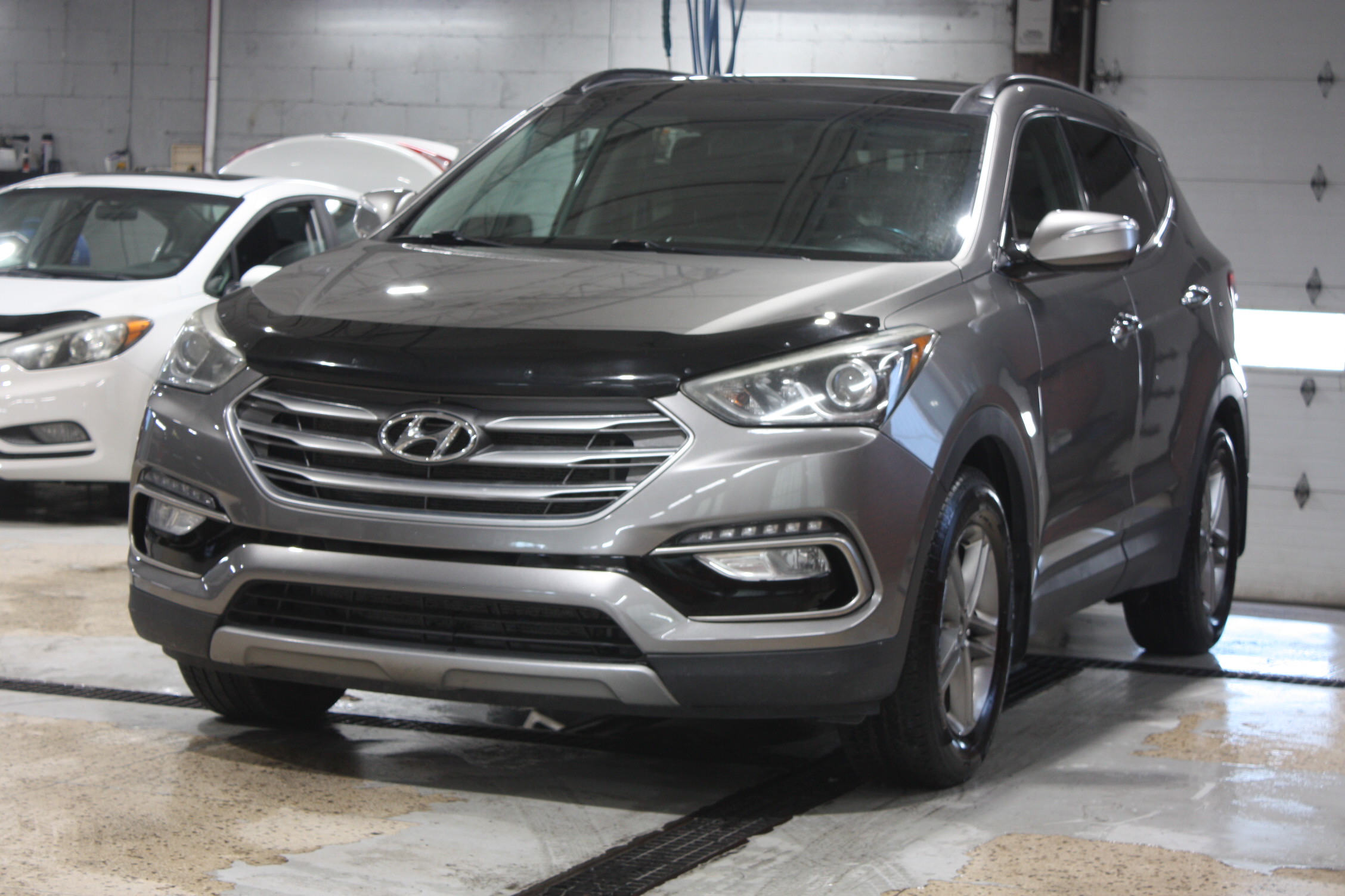 2017 HYUNDAI SANTA FE SE AWD