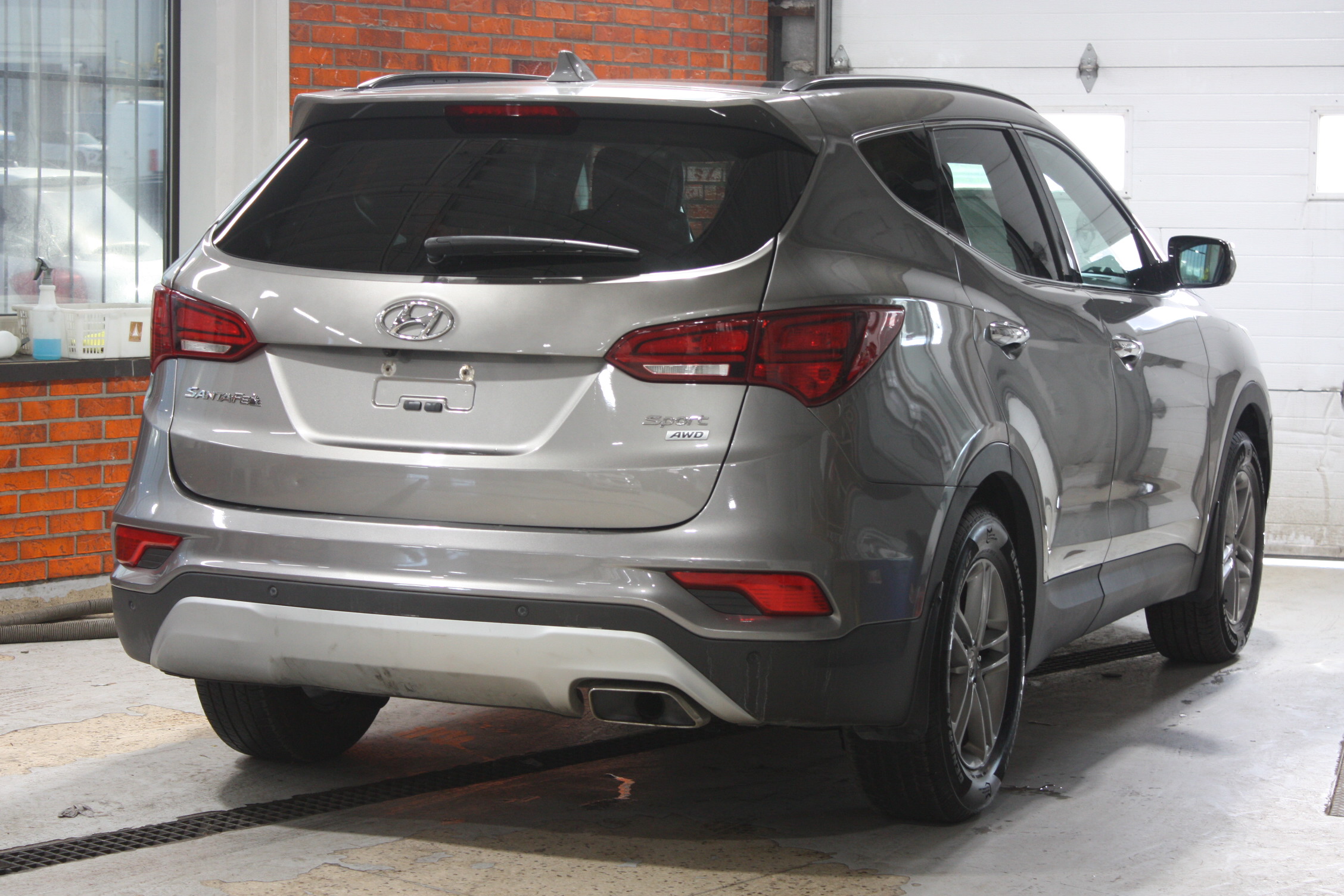 2017 HYUNDAI SANTA FE SE AWD