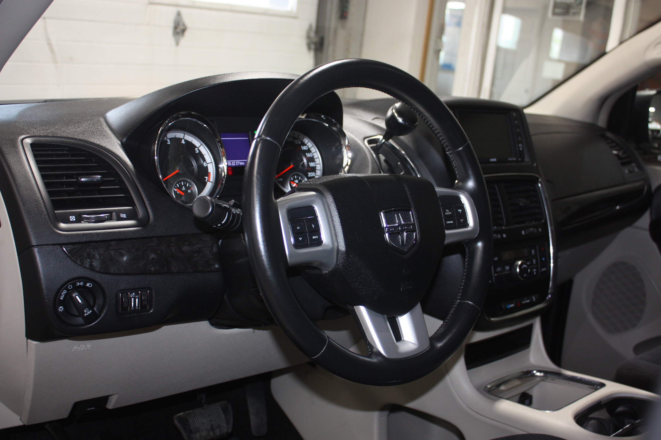 2014 DODGE GRAND CARAVAN CREW