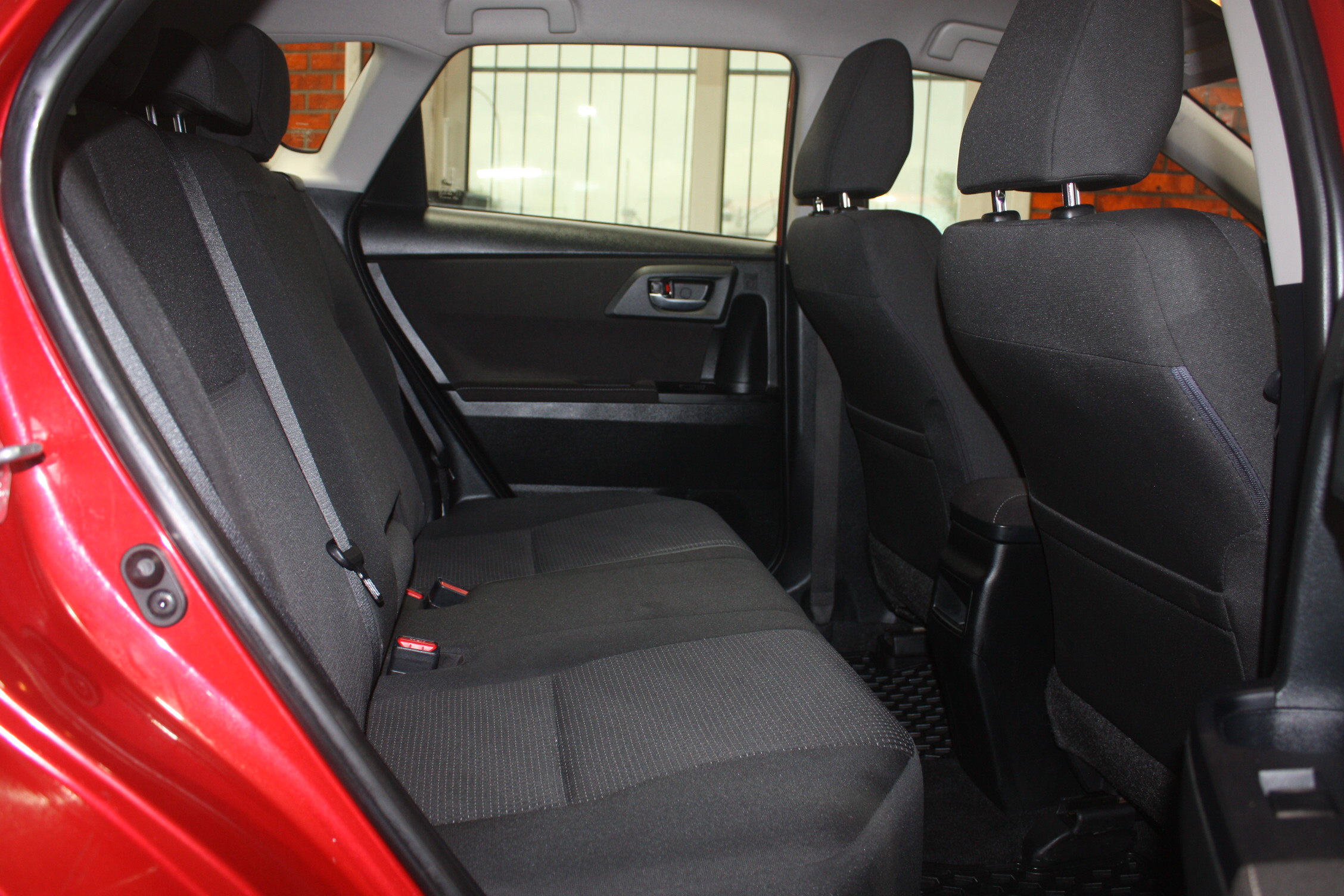 2018 TOYOTA COROLLA IM